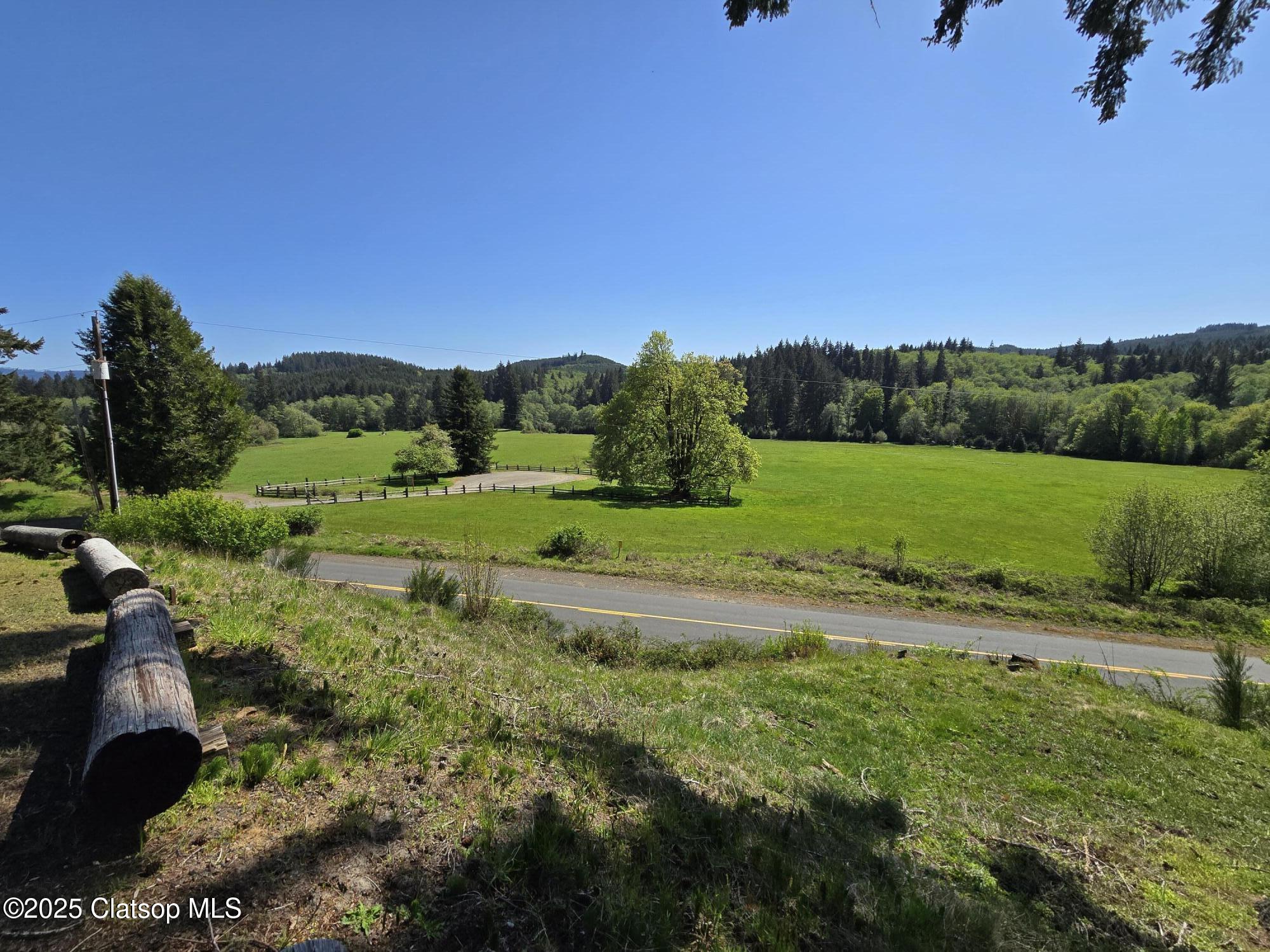 80415 Hwy 202 Property Photo 4