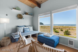 2316 Beach Dr Property Photo 16