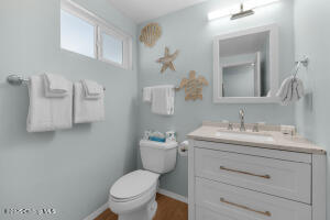 2316 Beach Dr Property Photo 20