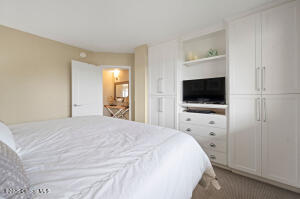 1146 Marion Avenue Property Photo 15