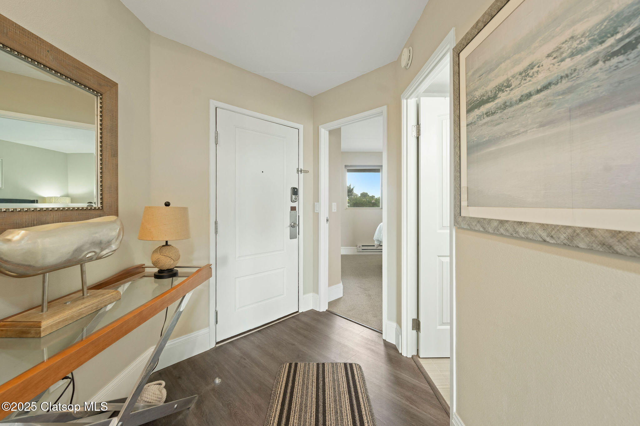 1146 N Marion Avenue Property Photo 3