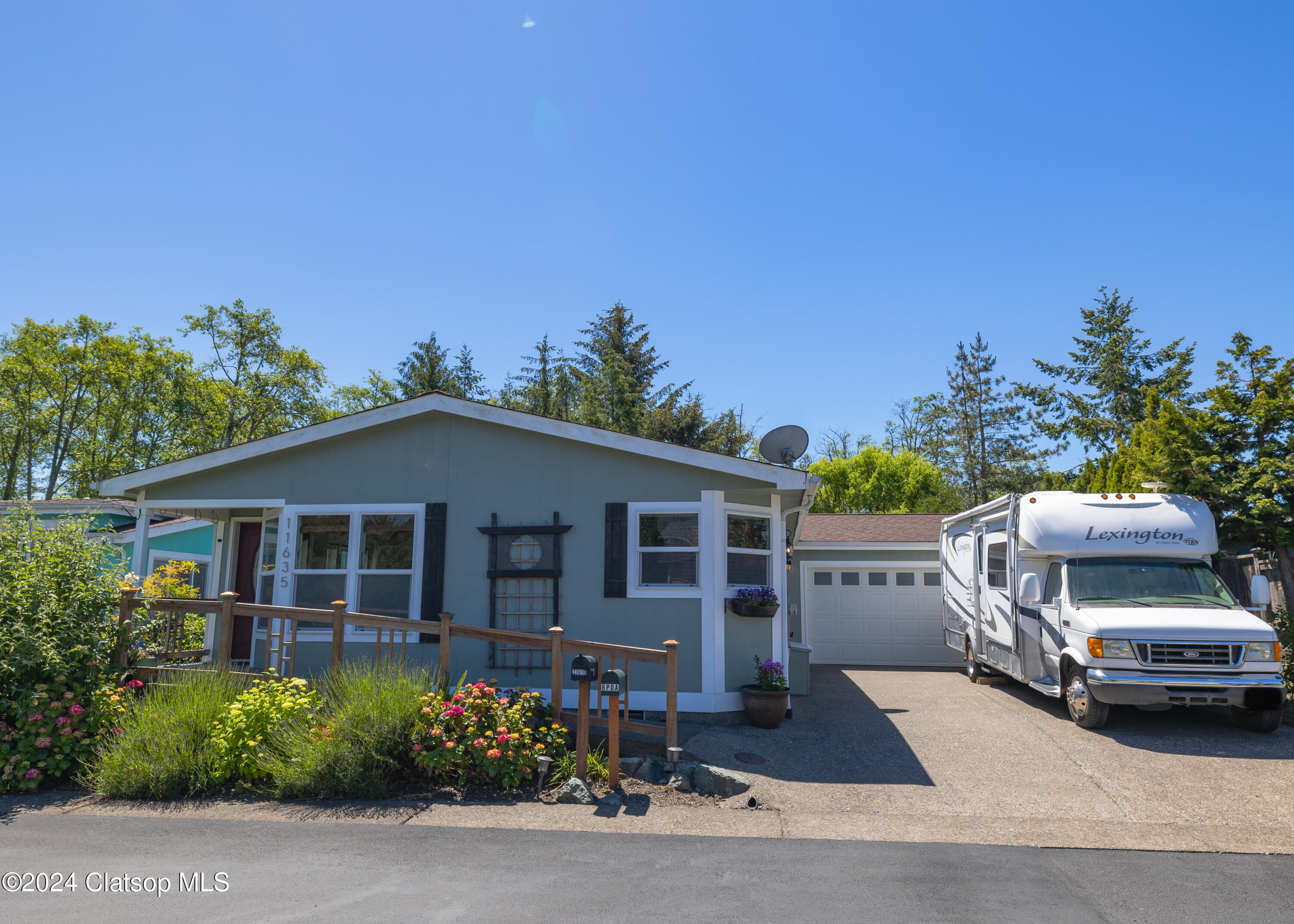 11635 Ernst Court Property Photo 10