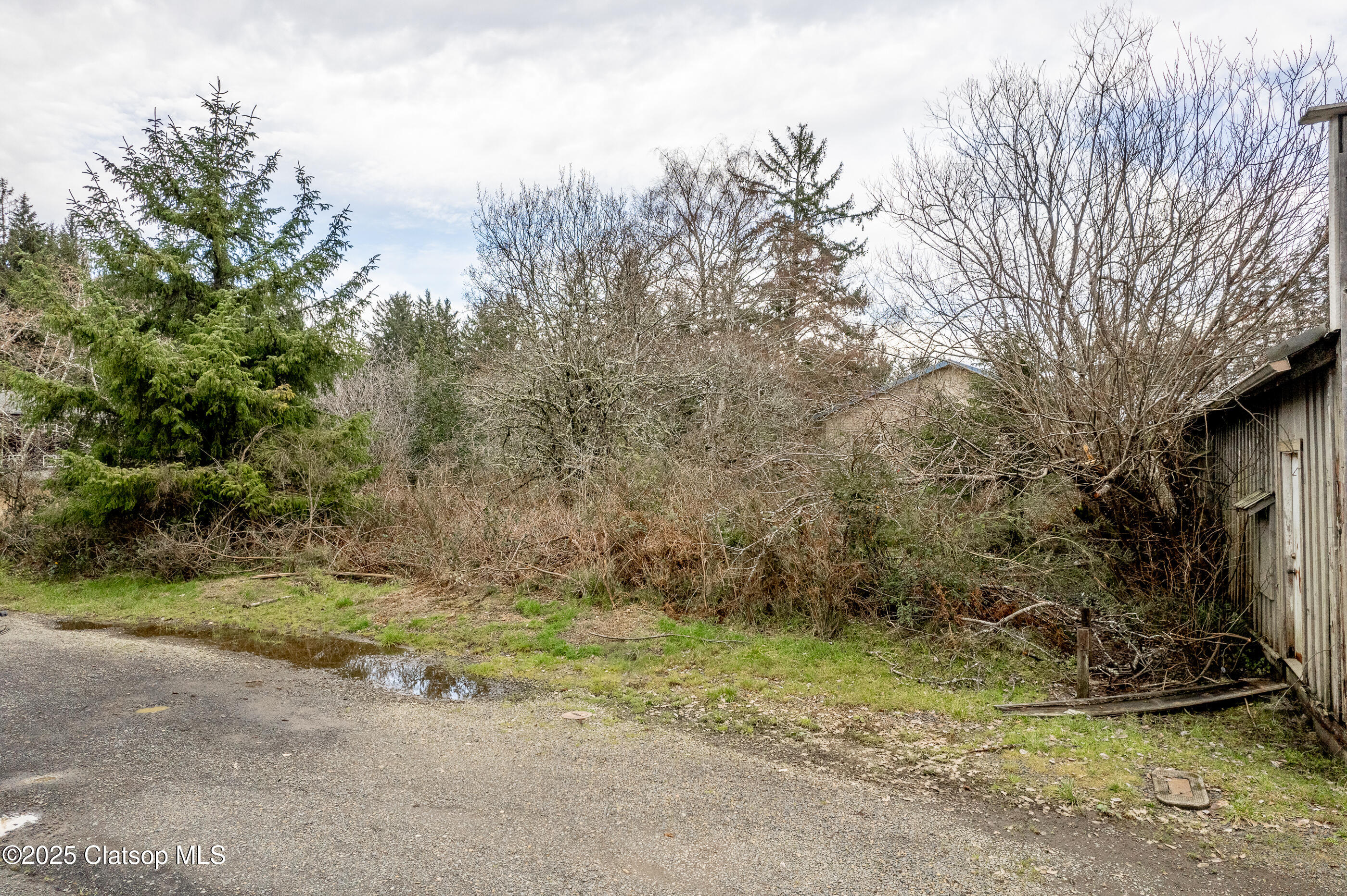 36055 7th Street Property Photo 3