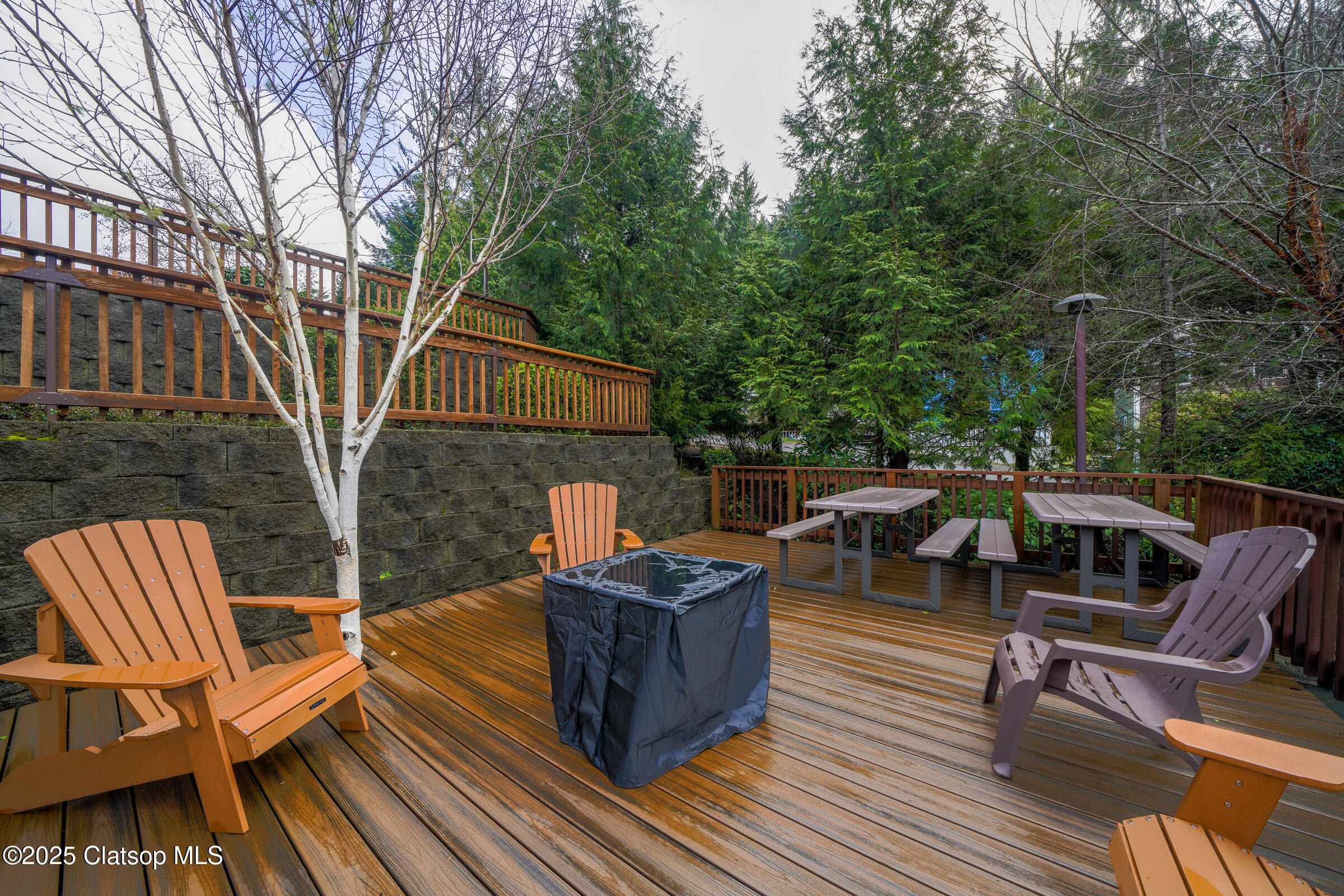 420 Elk Creek Rd Property Photo 14