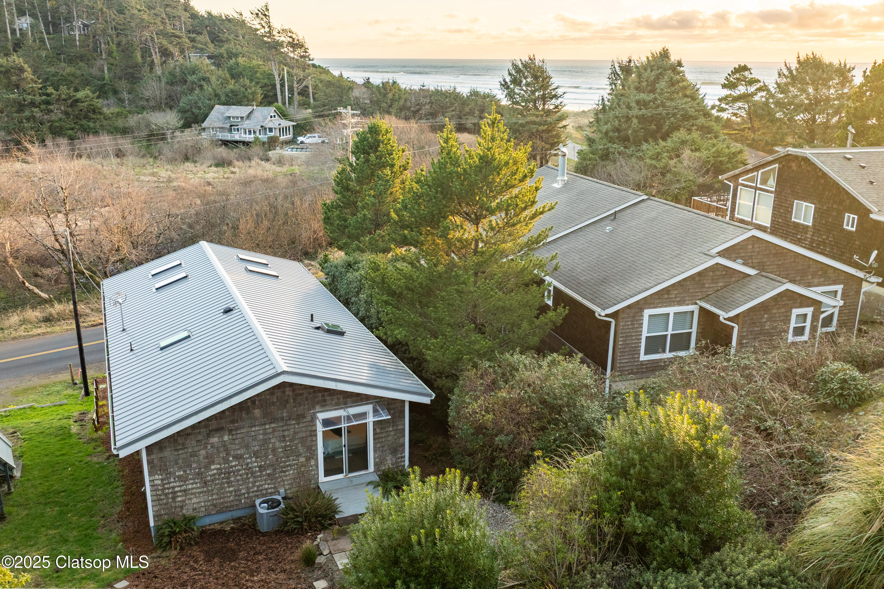 8120 Nehalem Rd Property Photo 20