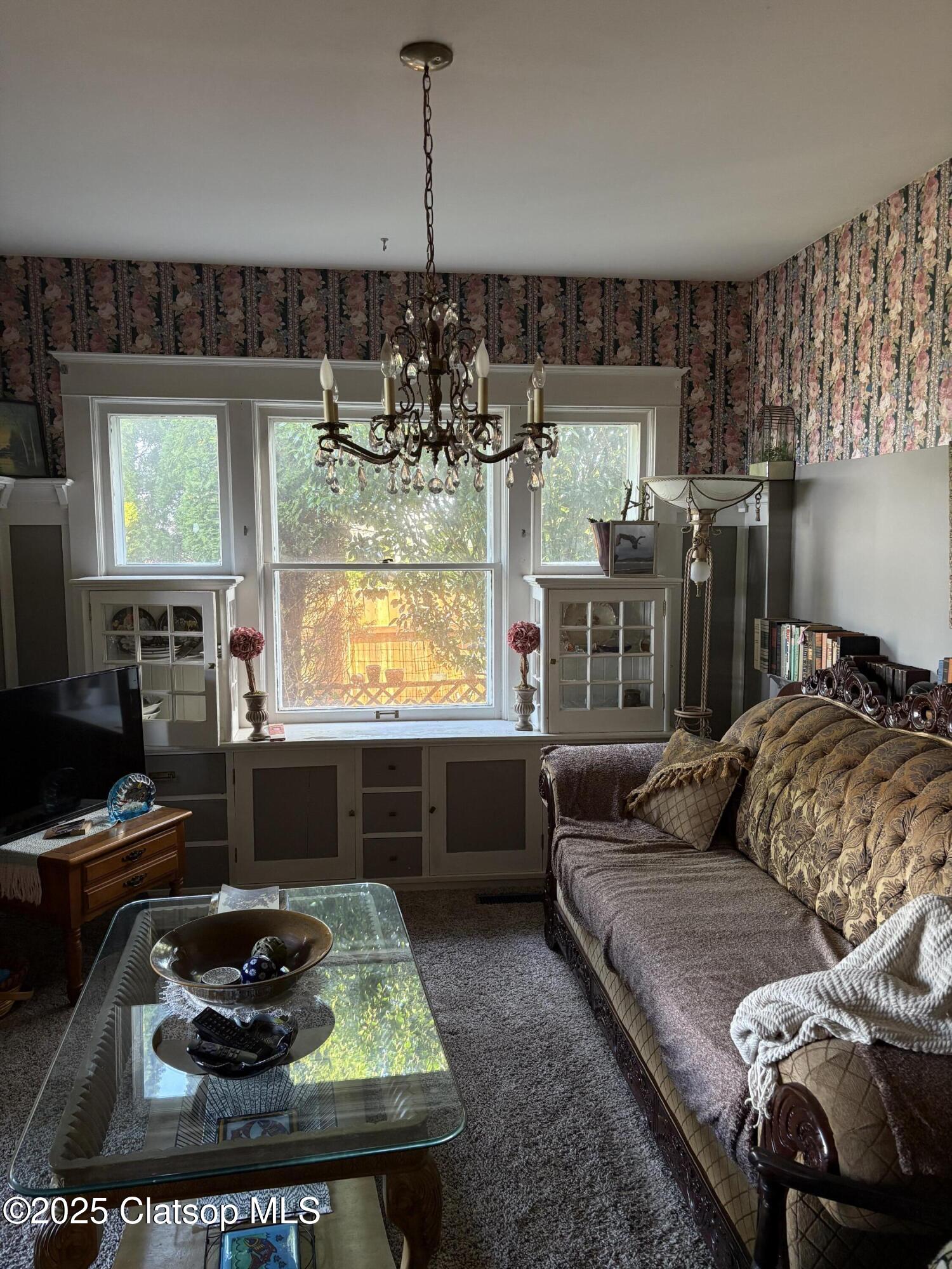 385 W Marine Drive Property Photo 9