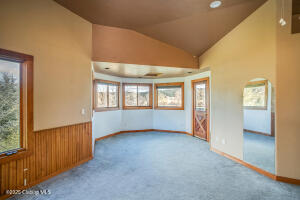 *** *** *** Property Photo 15