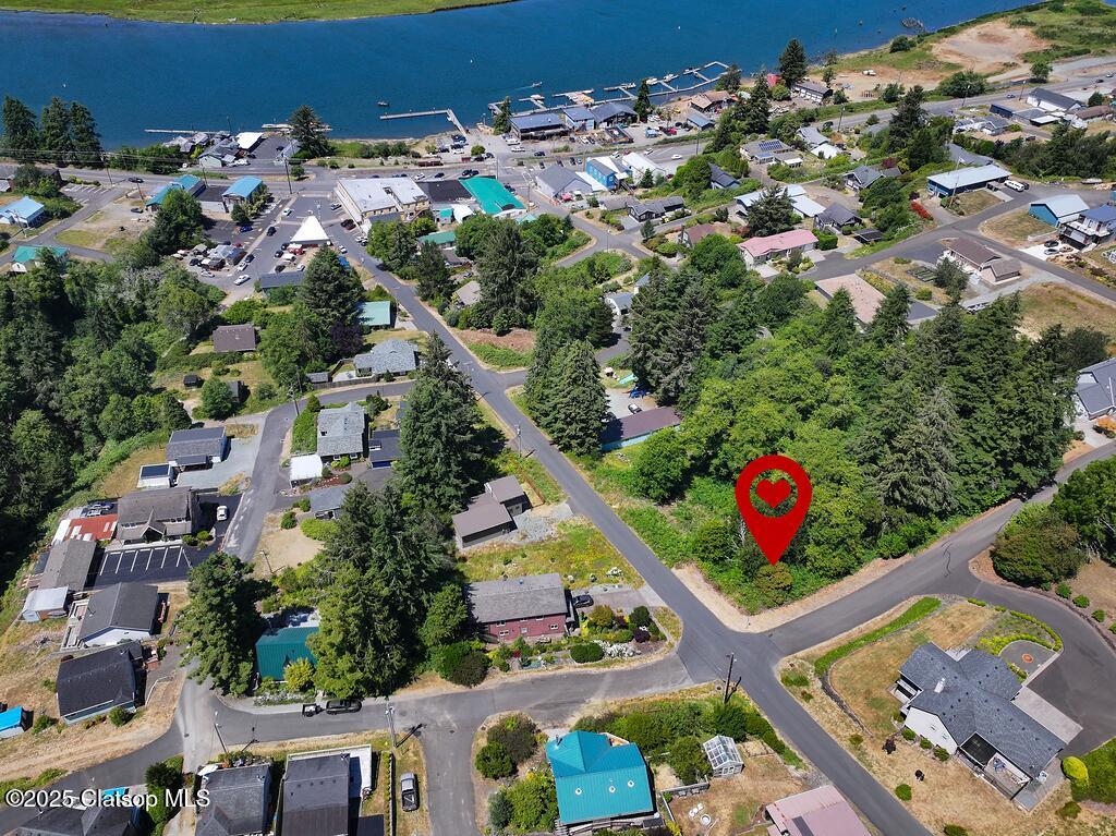 3rd And Gregory Property Photo 3