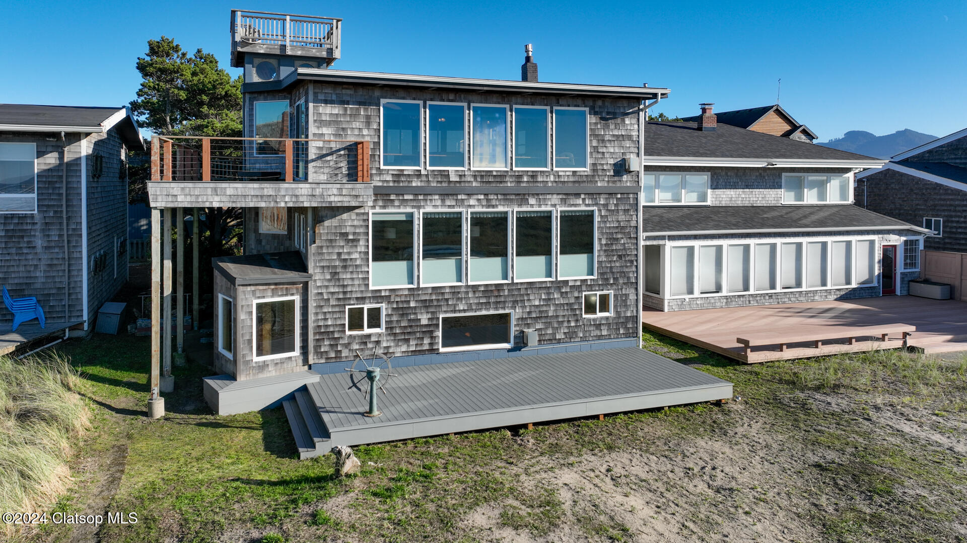 1807 N Prom Property Photo 2