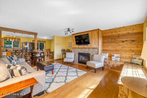 121 Ridgeview Place Property Photo 7
