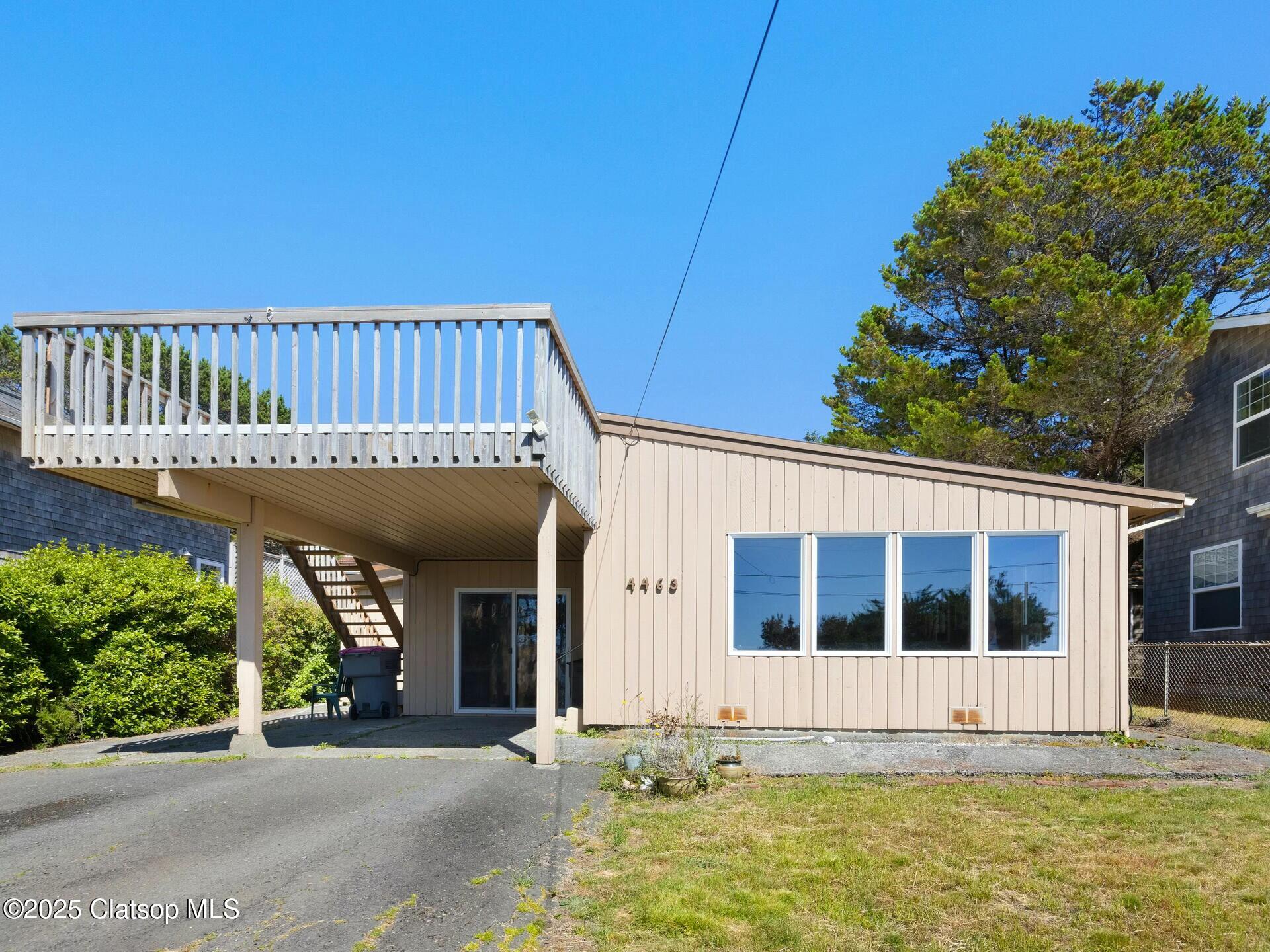 4463 Pacific Property Photo