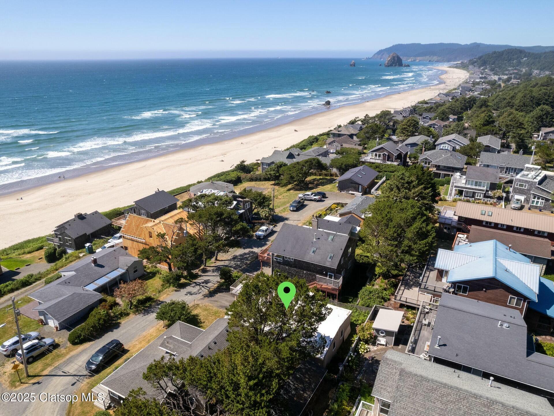 4463 Pacific Property Photo 4