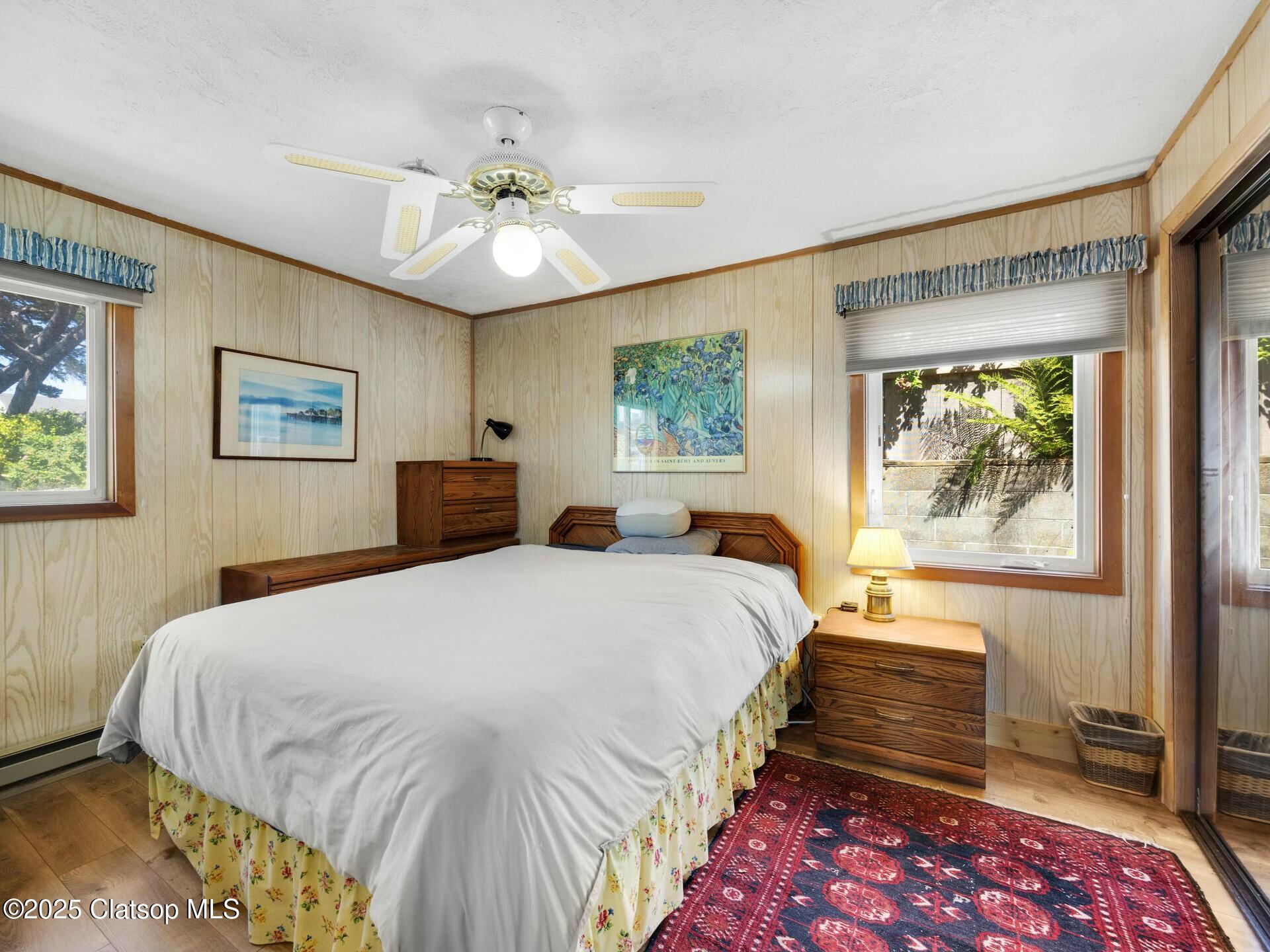 4463 Pacific Property Photo 13
