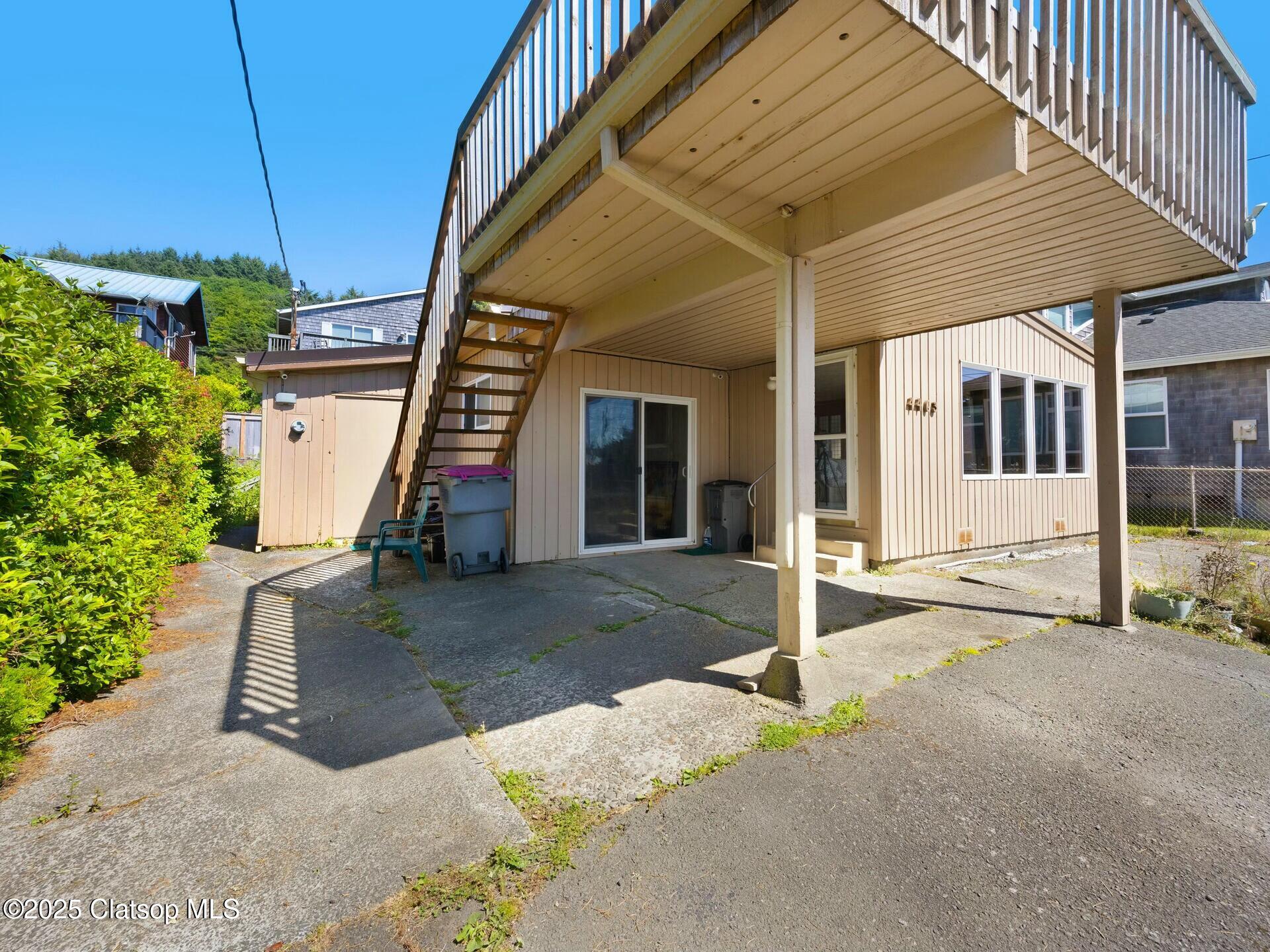 4463 Pacific Property Photo 19