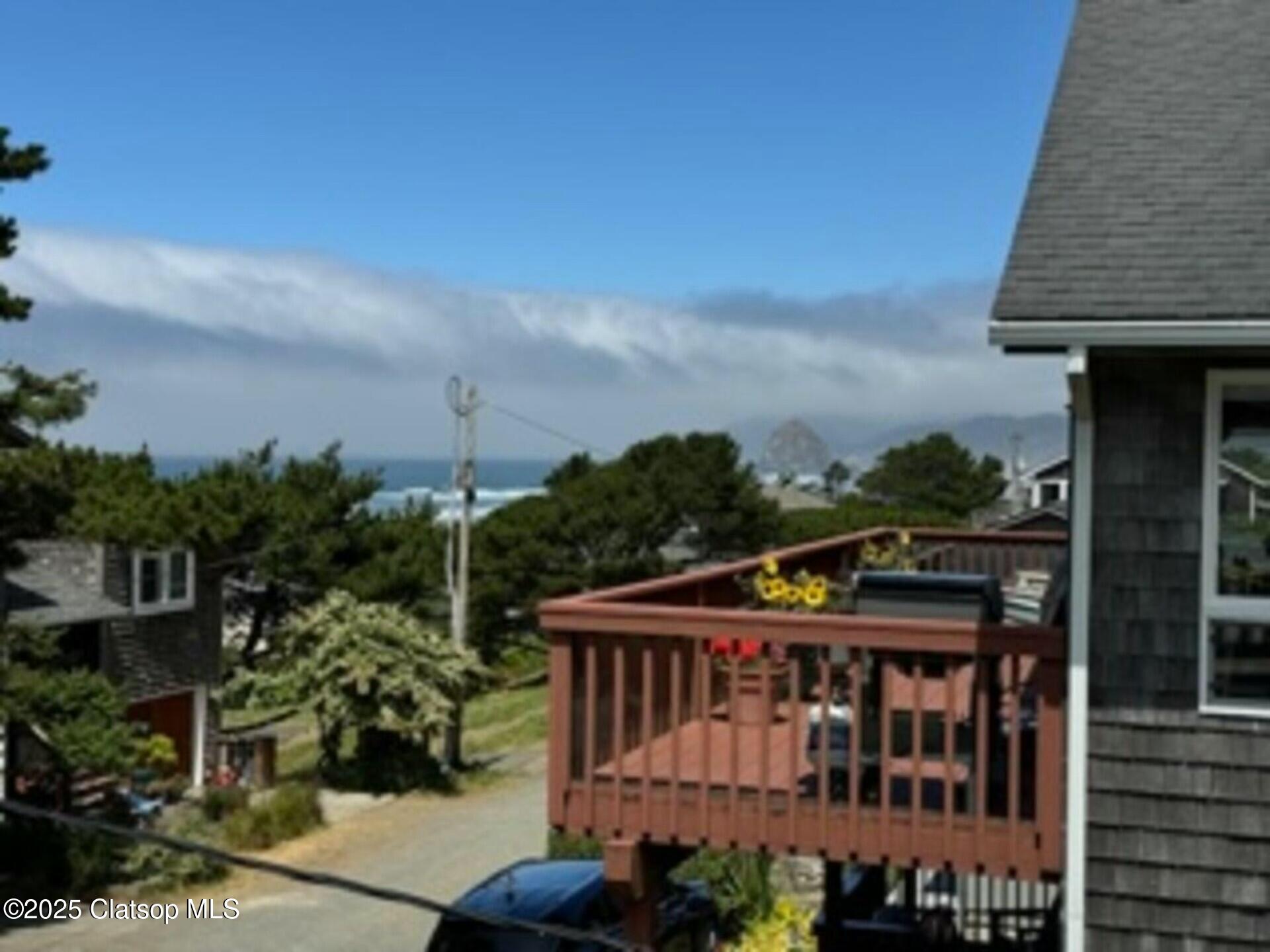 4463 Pacific Property Photo 21