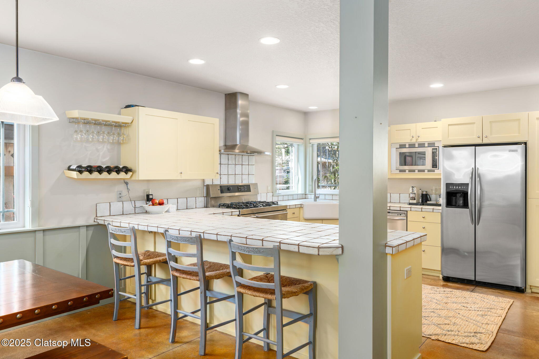 8917 Spindrift Lane Property Photo 8