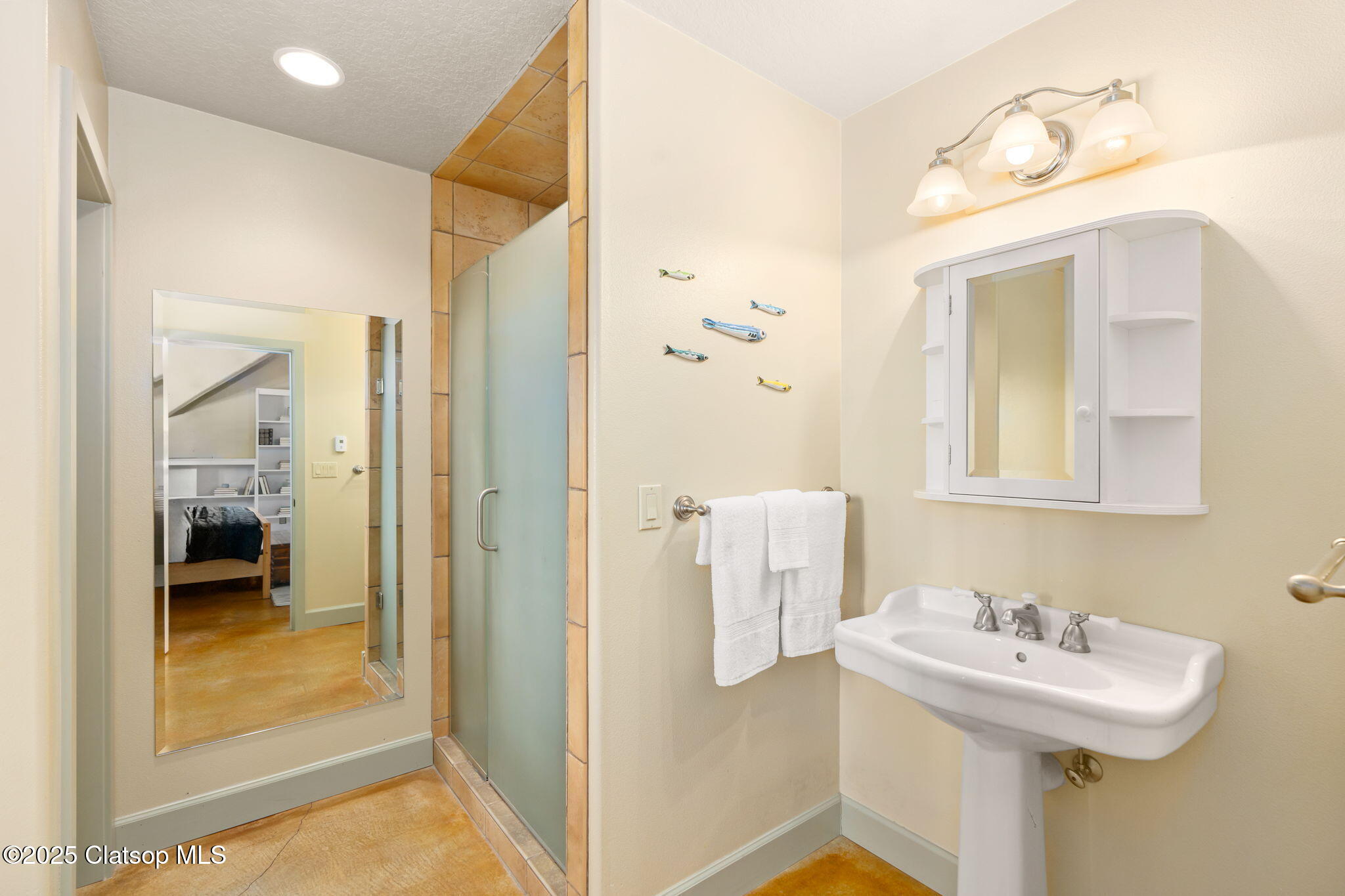 8917 Spindrift Lane Property Photo 16