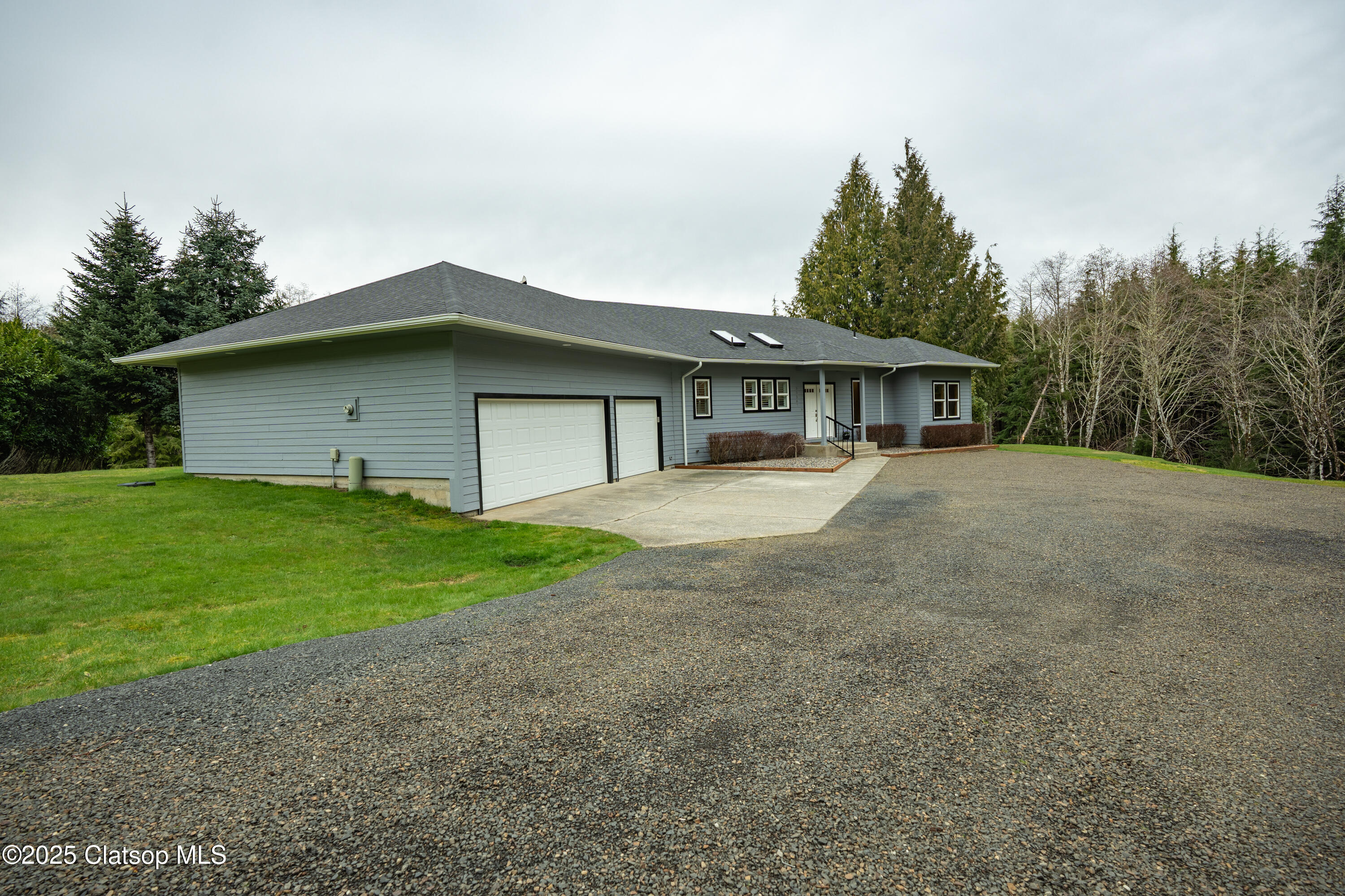 35567 Dow Lane Property Photo 3