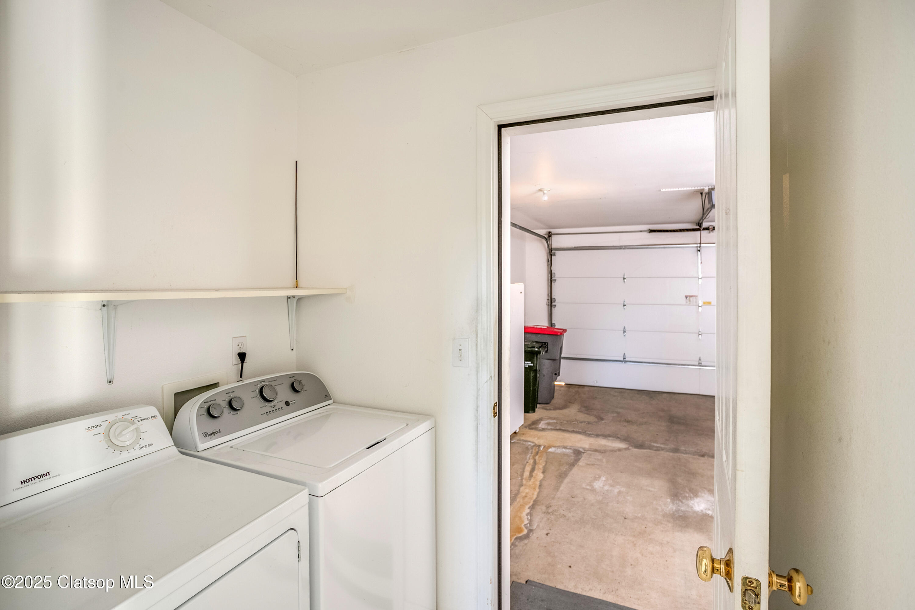 1126 Avenue E Property Photo 21
