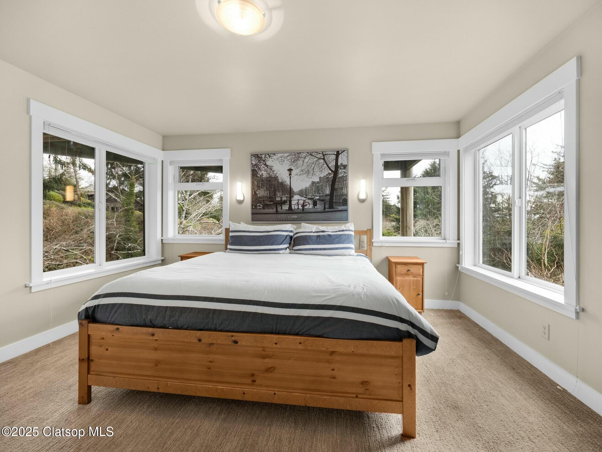 8435 Treasure Rocks Road Property Photo 27