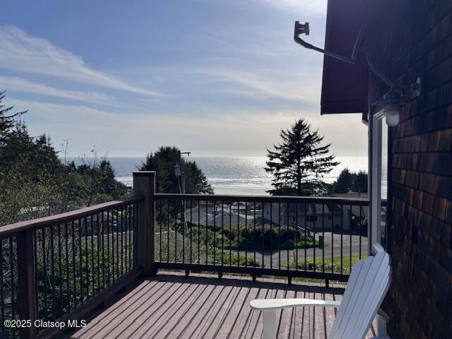 8435 Treasure Rocks Road Property Photo 39