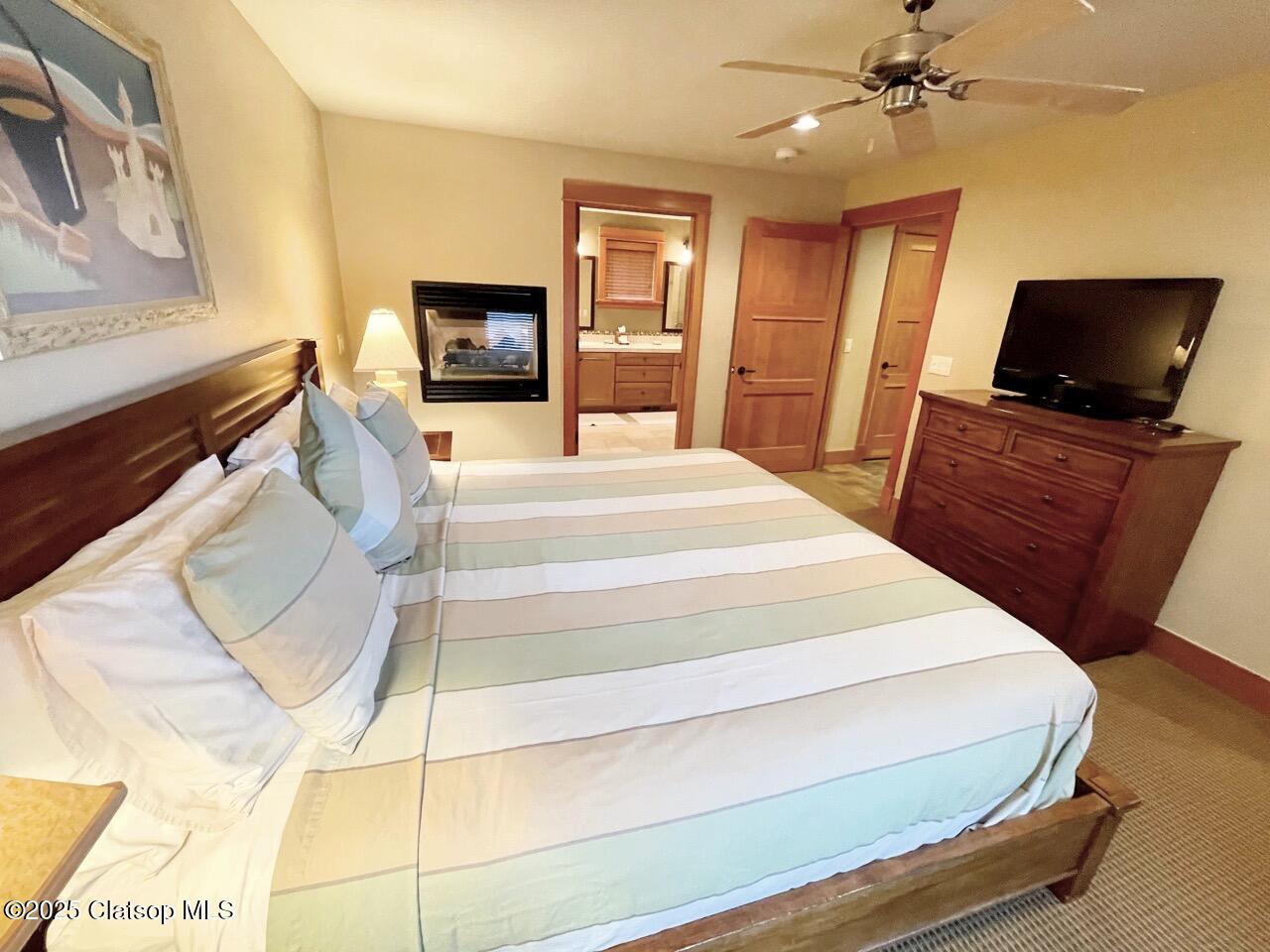 132 E Surfcrest Avenue Property Photo 10