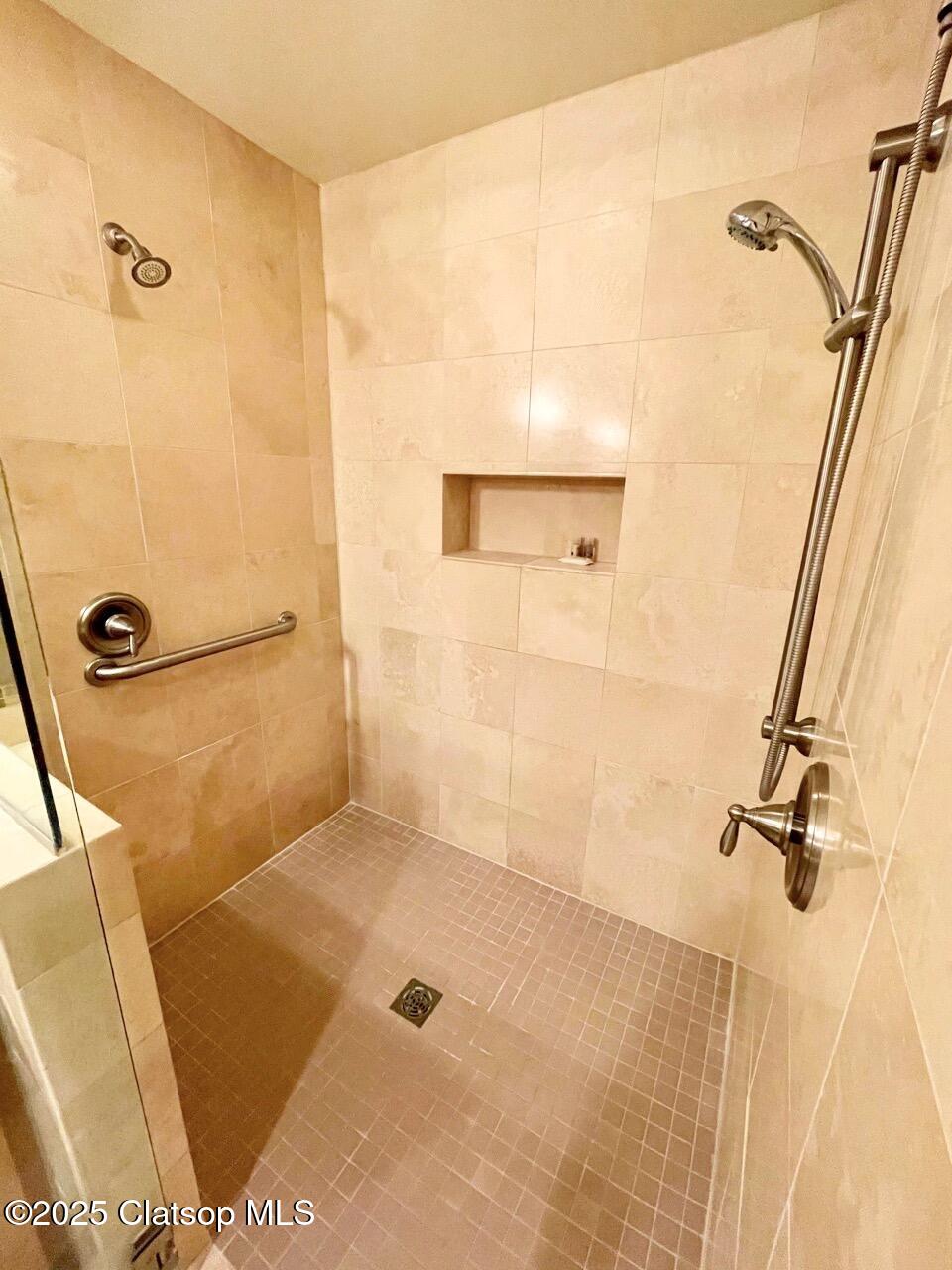 132 E Surfcrest Avenue Property Photo 13