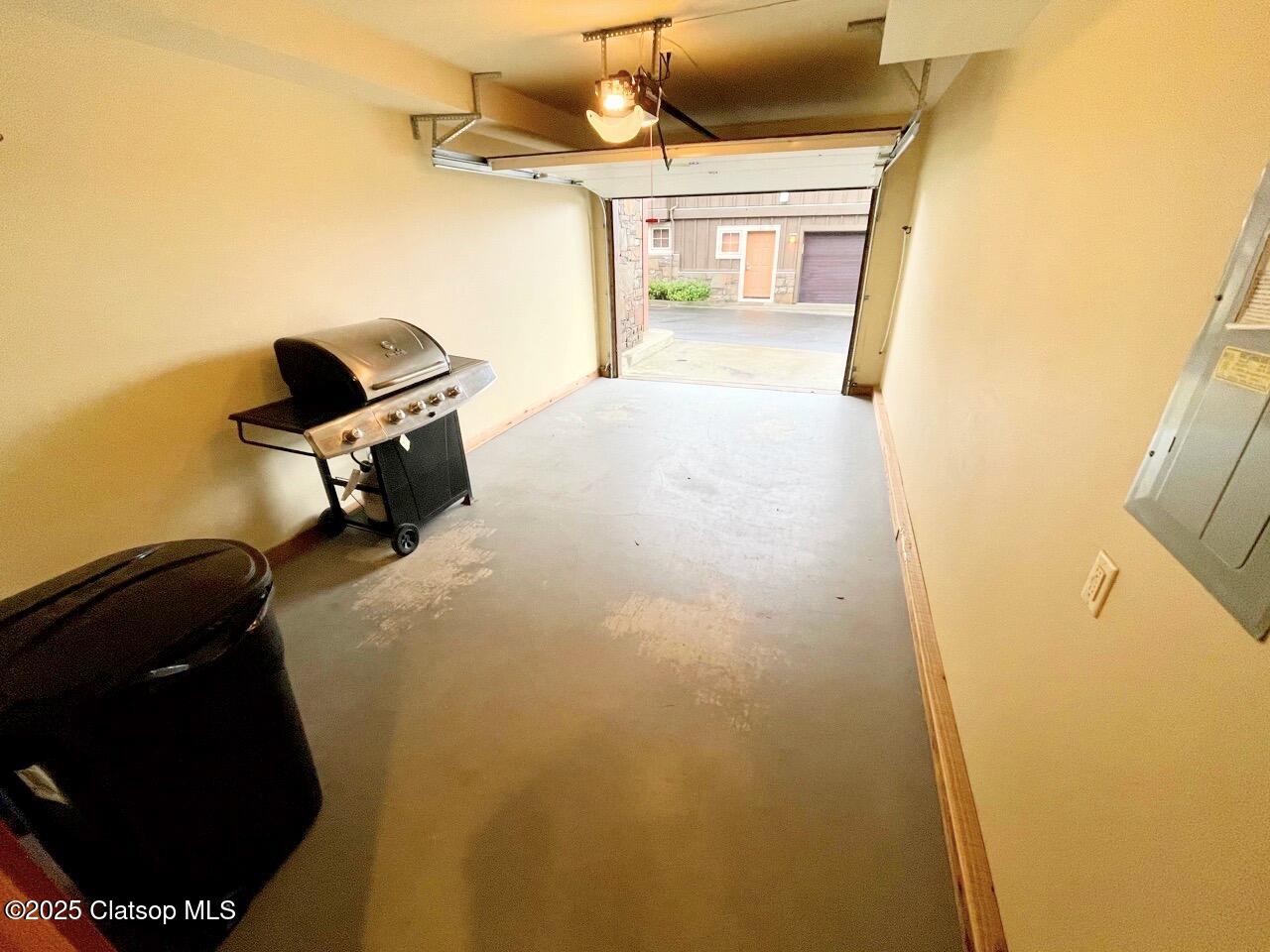 132 E Surfcrest Avenue Property Photo 30