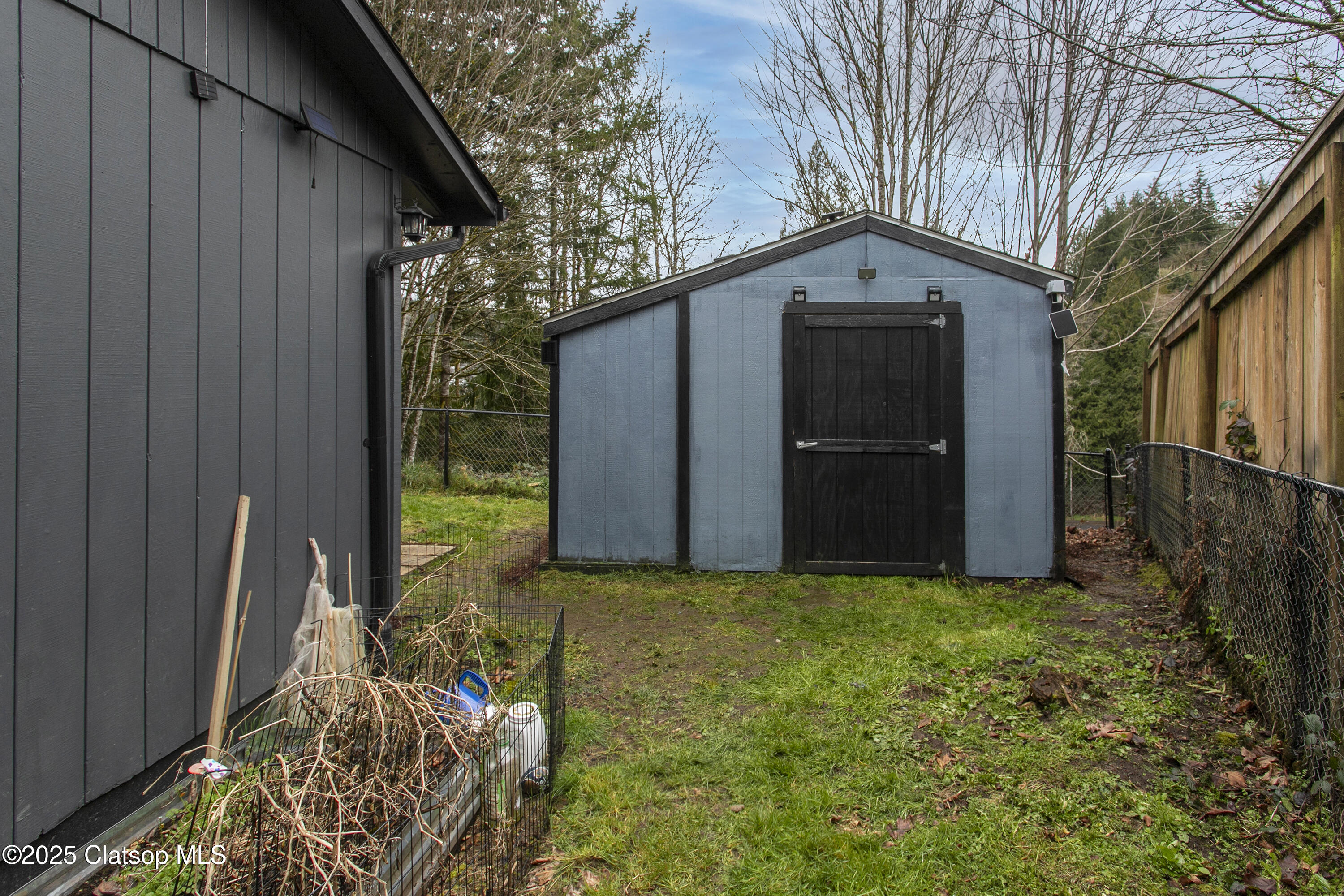 487 Sw Juniper Court Property Photo 18