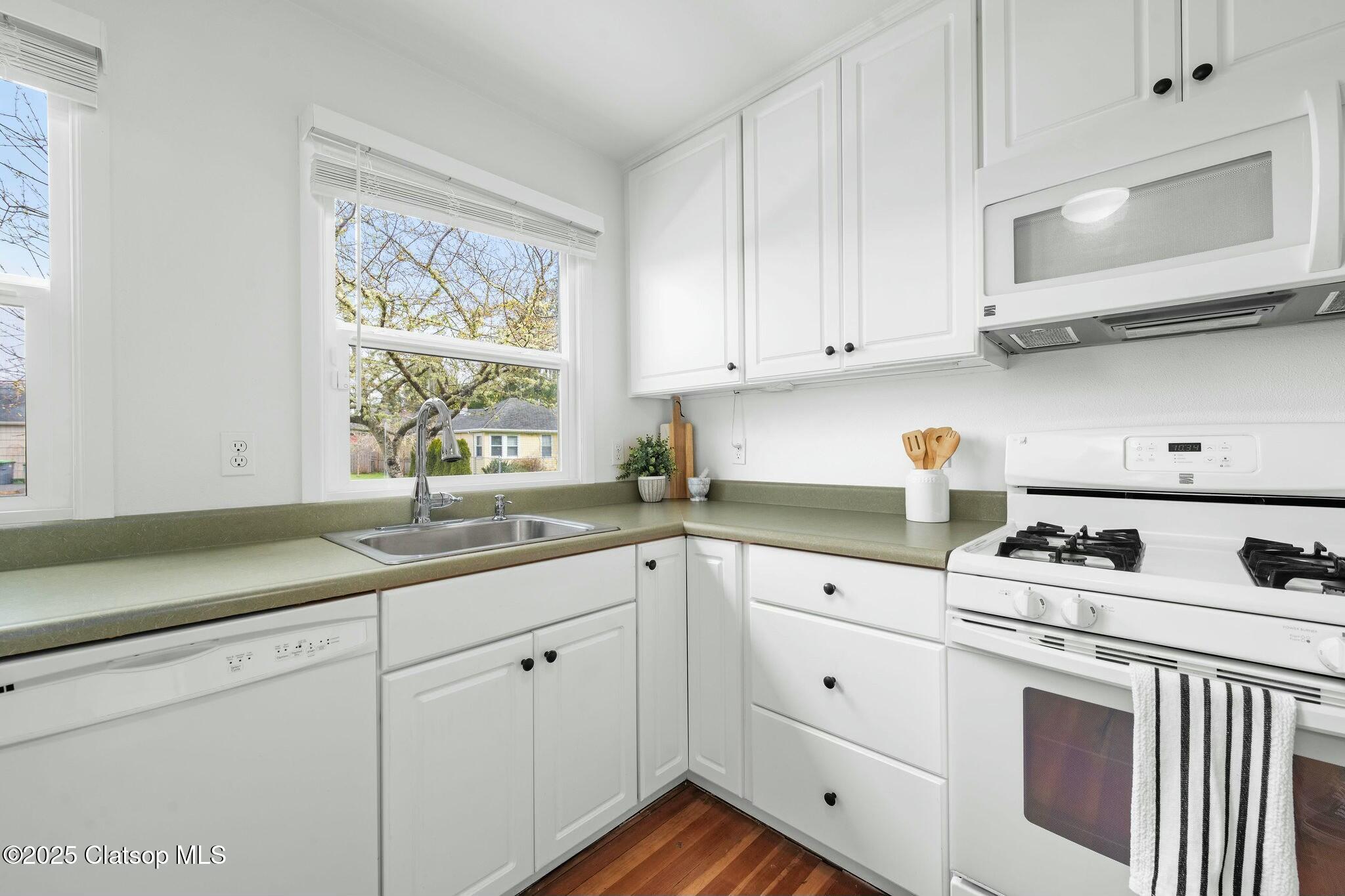 3525 Harrison Drive Property Photo 11
