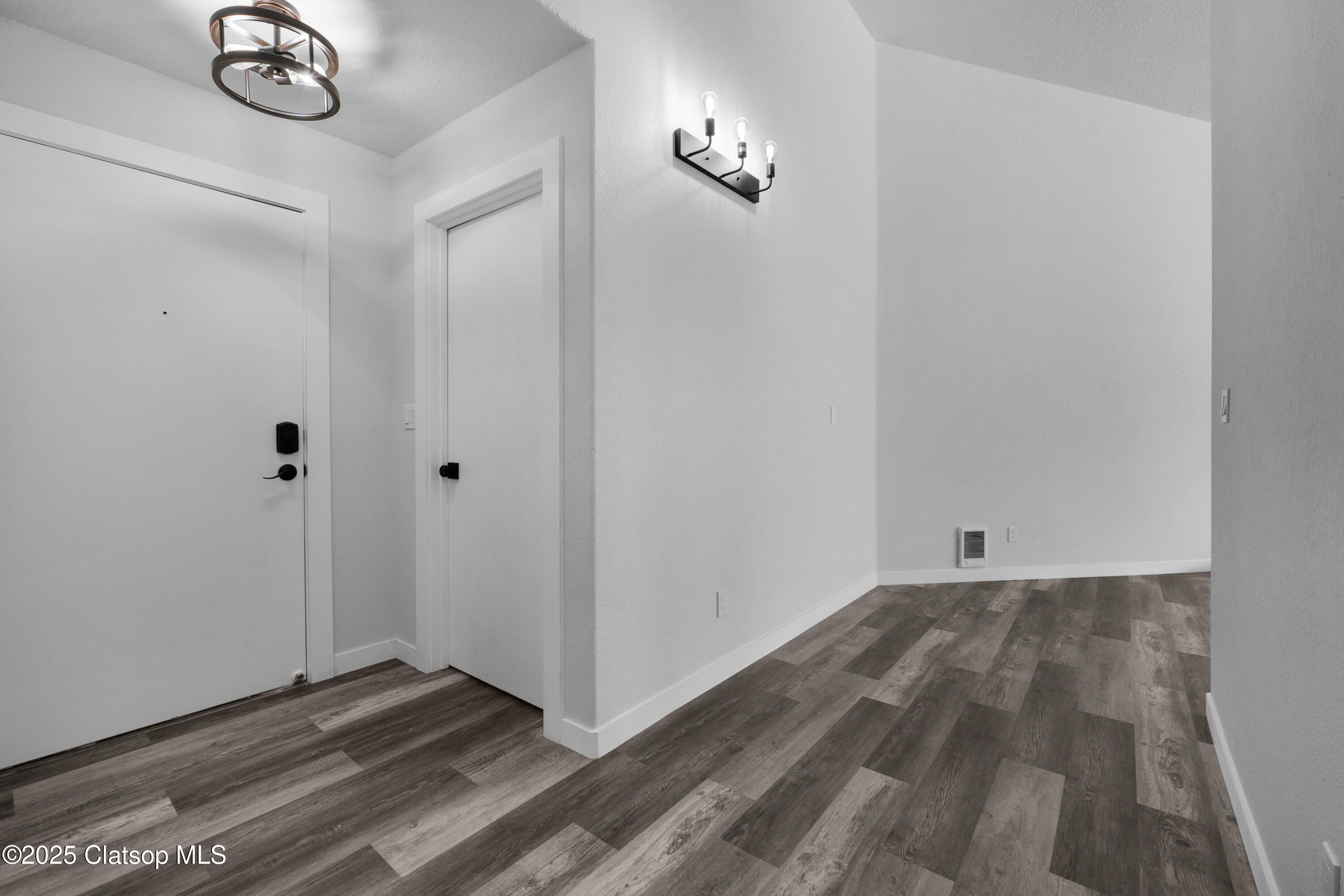 2017 Club House Condo Property Photo 6