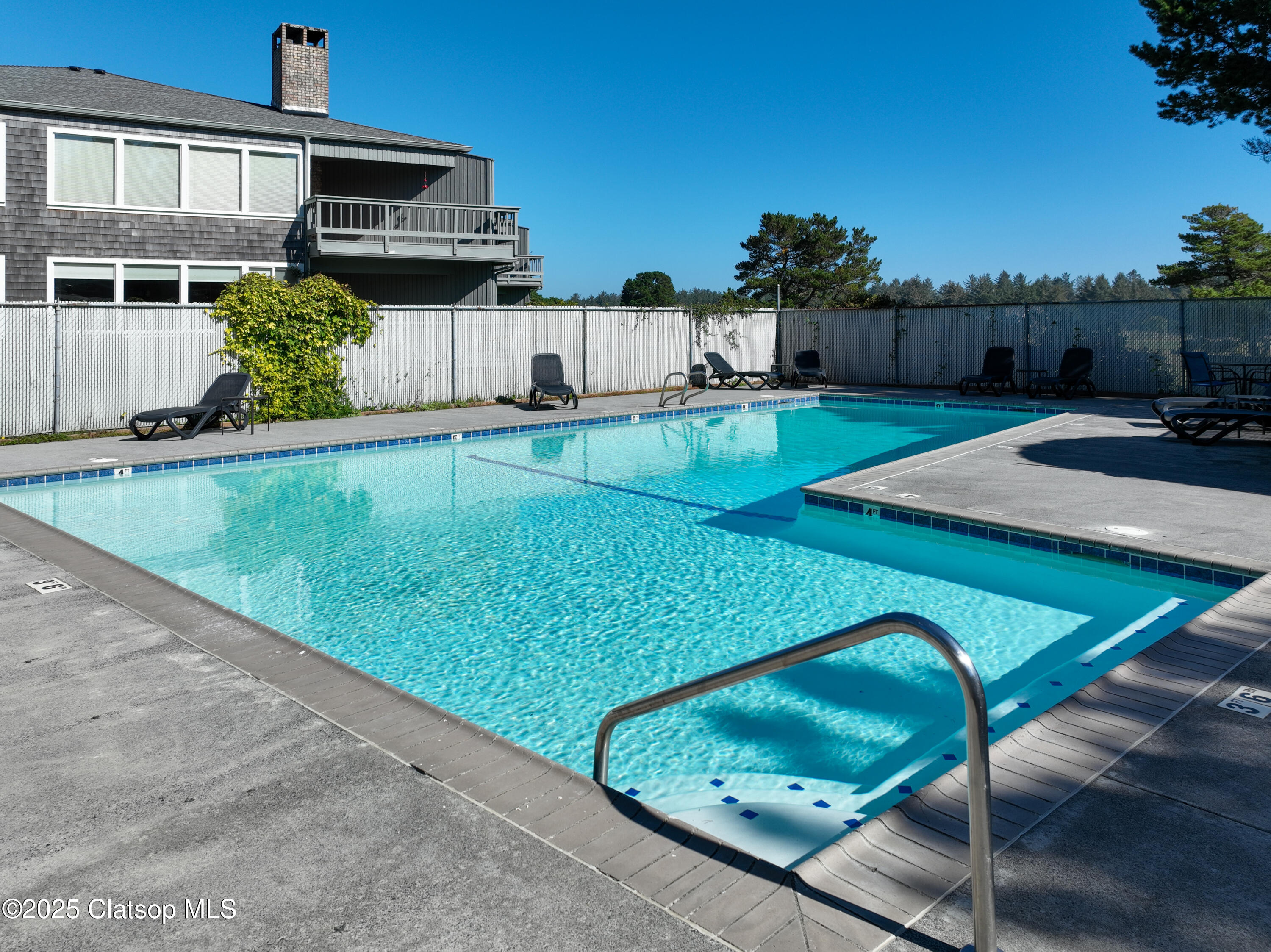 2017 Club House Condo Property Photo 25
