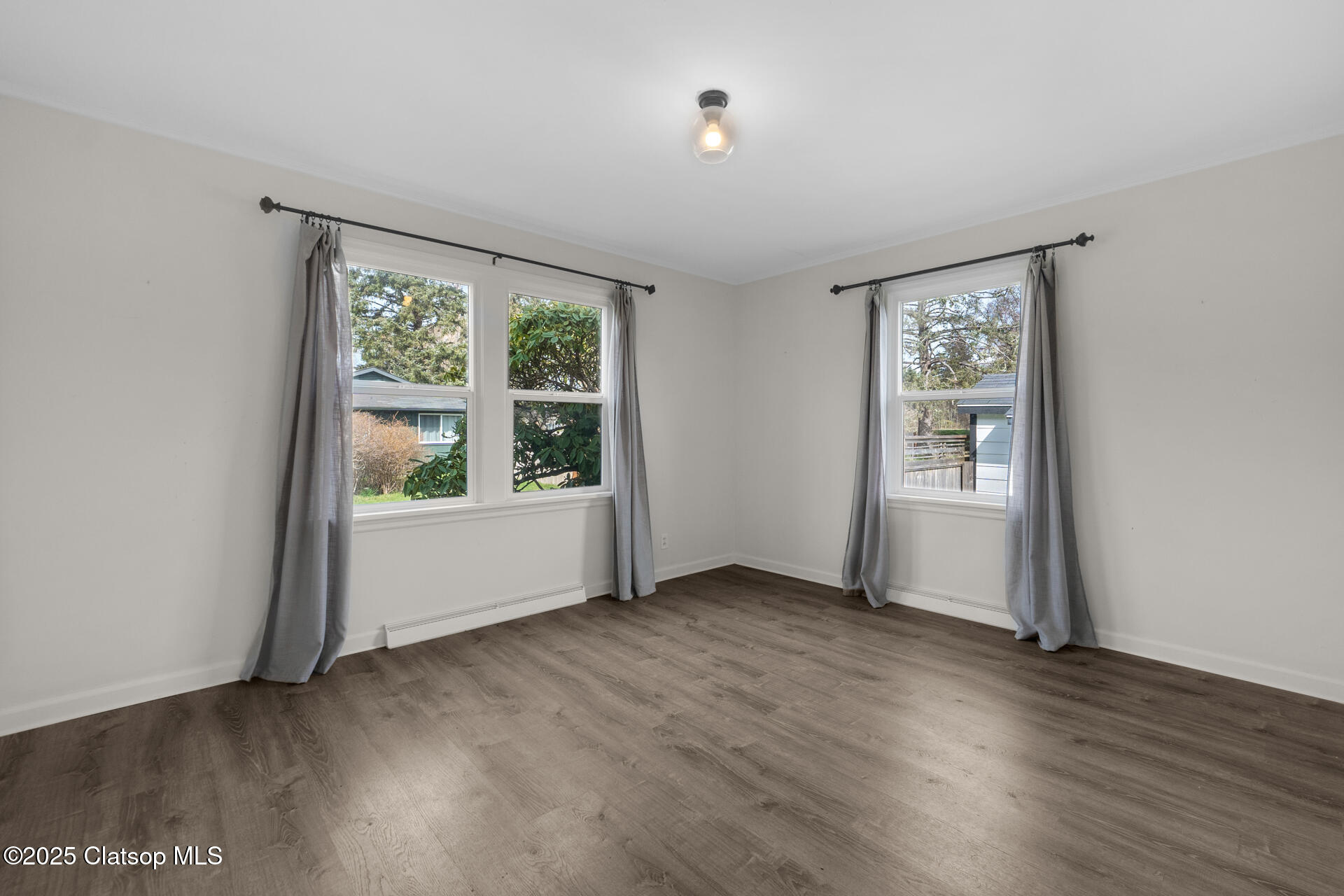 780 S Main Street Property Photo 15