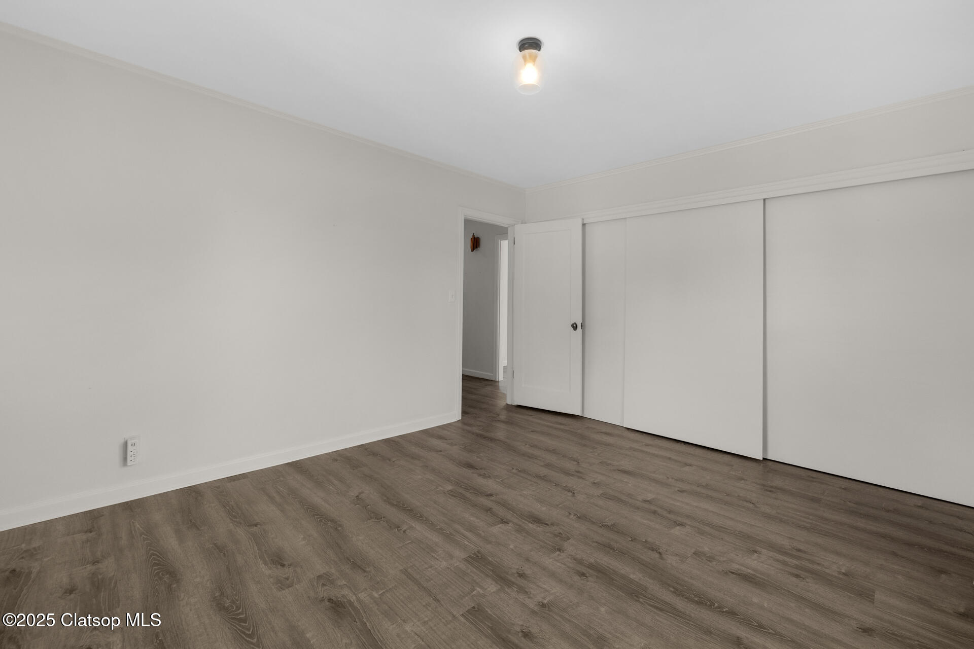 780 S Main Street Property Photo 16