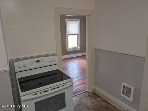315 W Marine Drive Property Photo 6