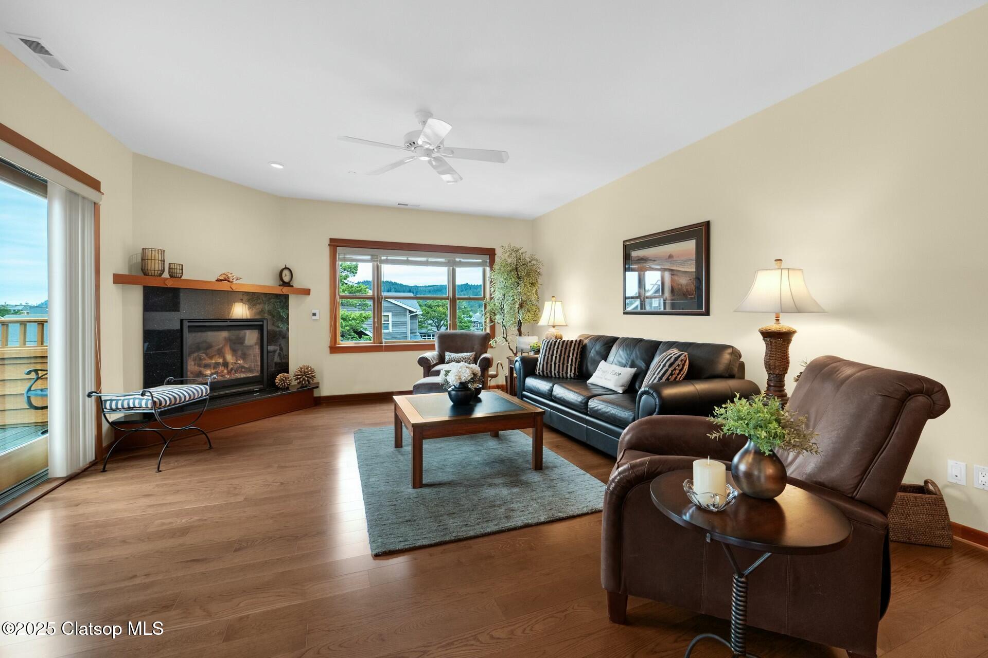 123 S Hemlock Street Property Photo 14