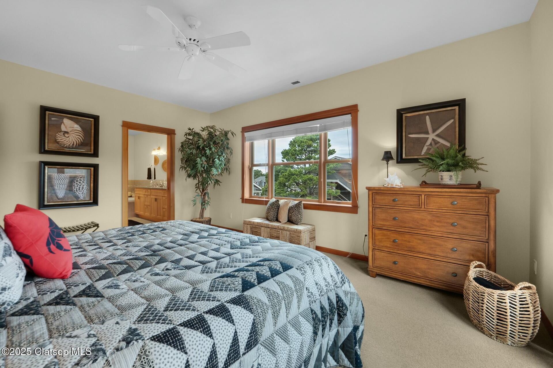 123 S Hemlock Street Property Photo 34