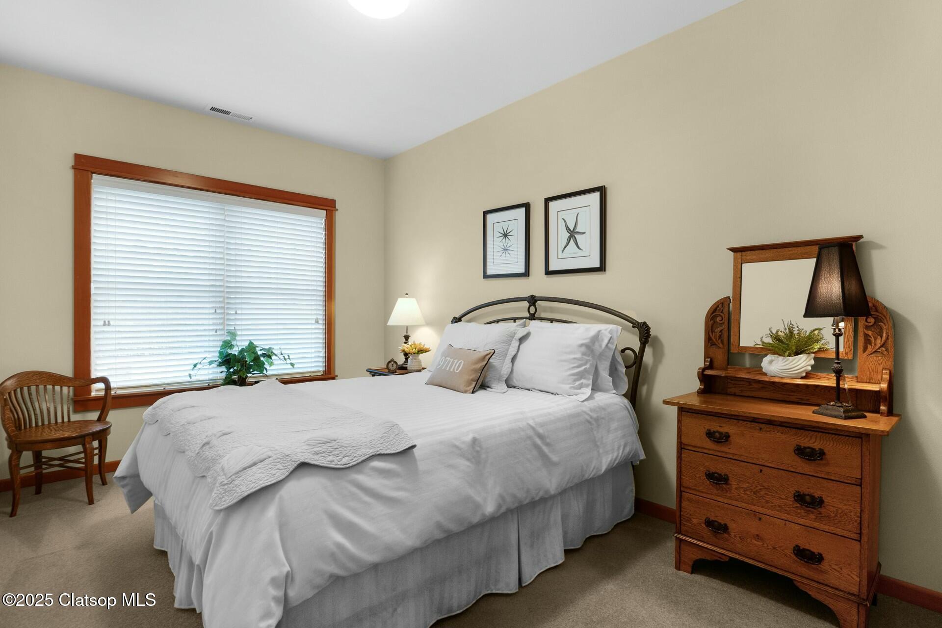 123 S Hemlock Street Property Photo 42