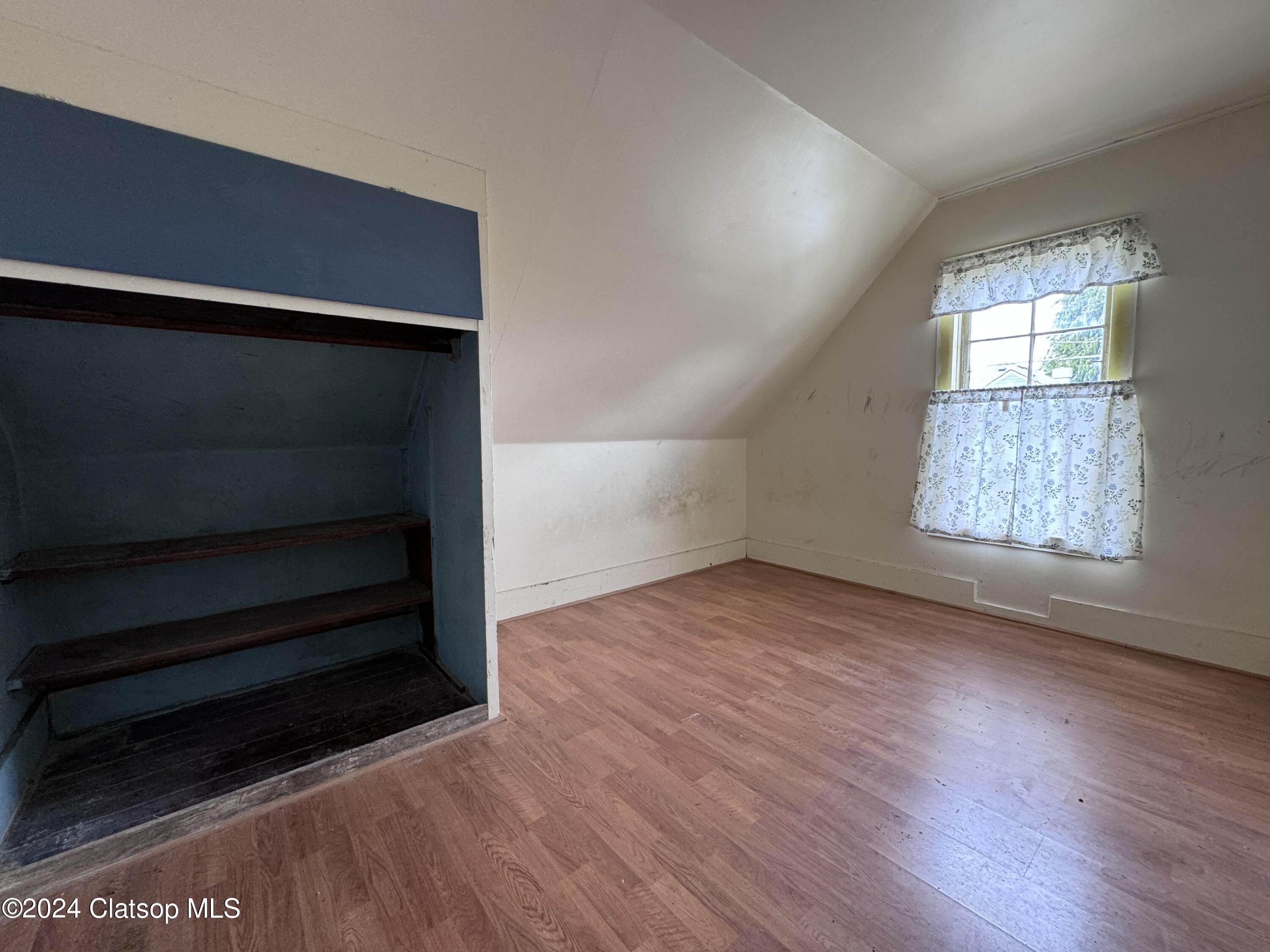 1731 Franklin Avenue Property Photo 13