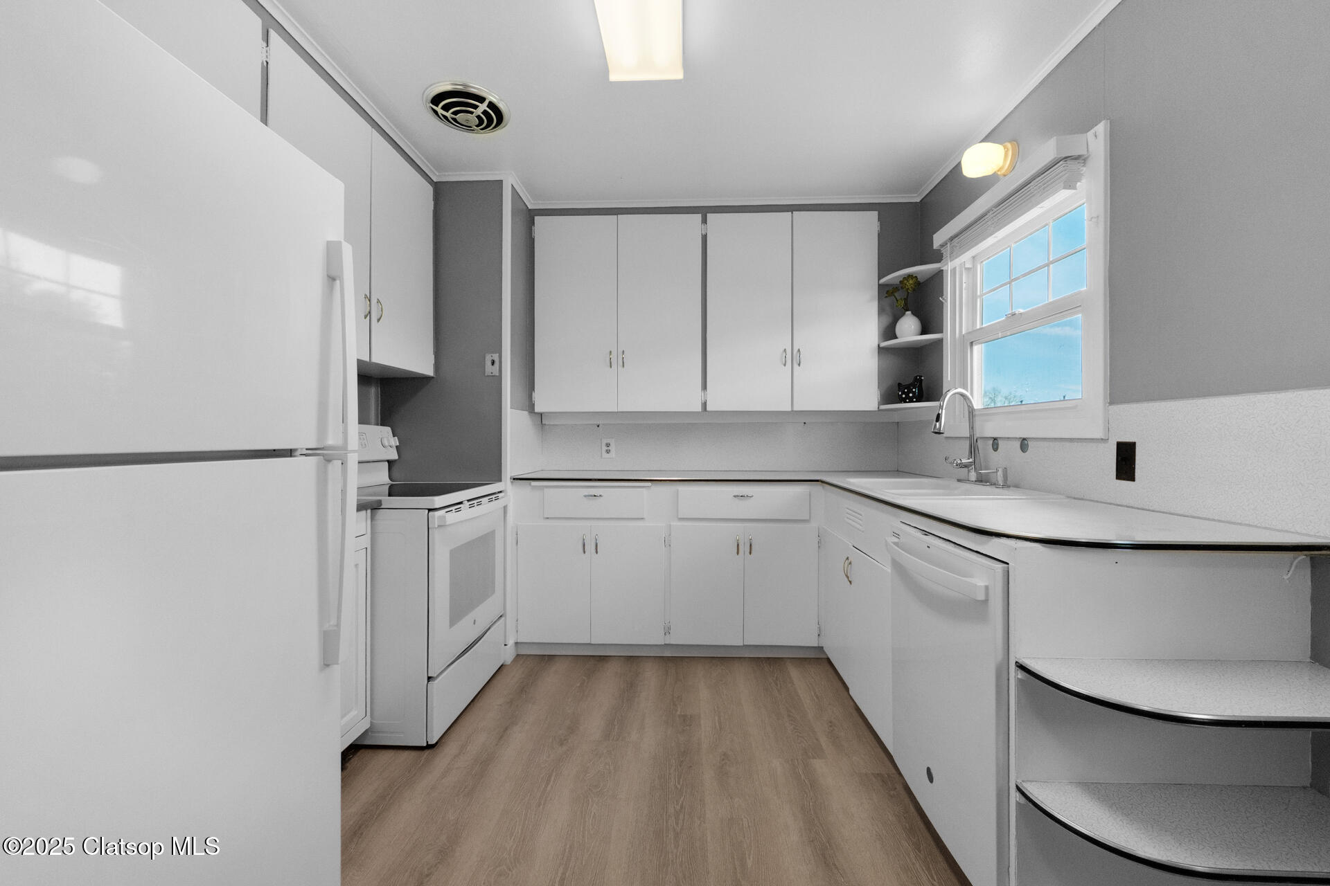1525 5th Street Property Photo 11