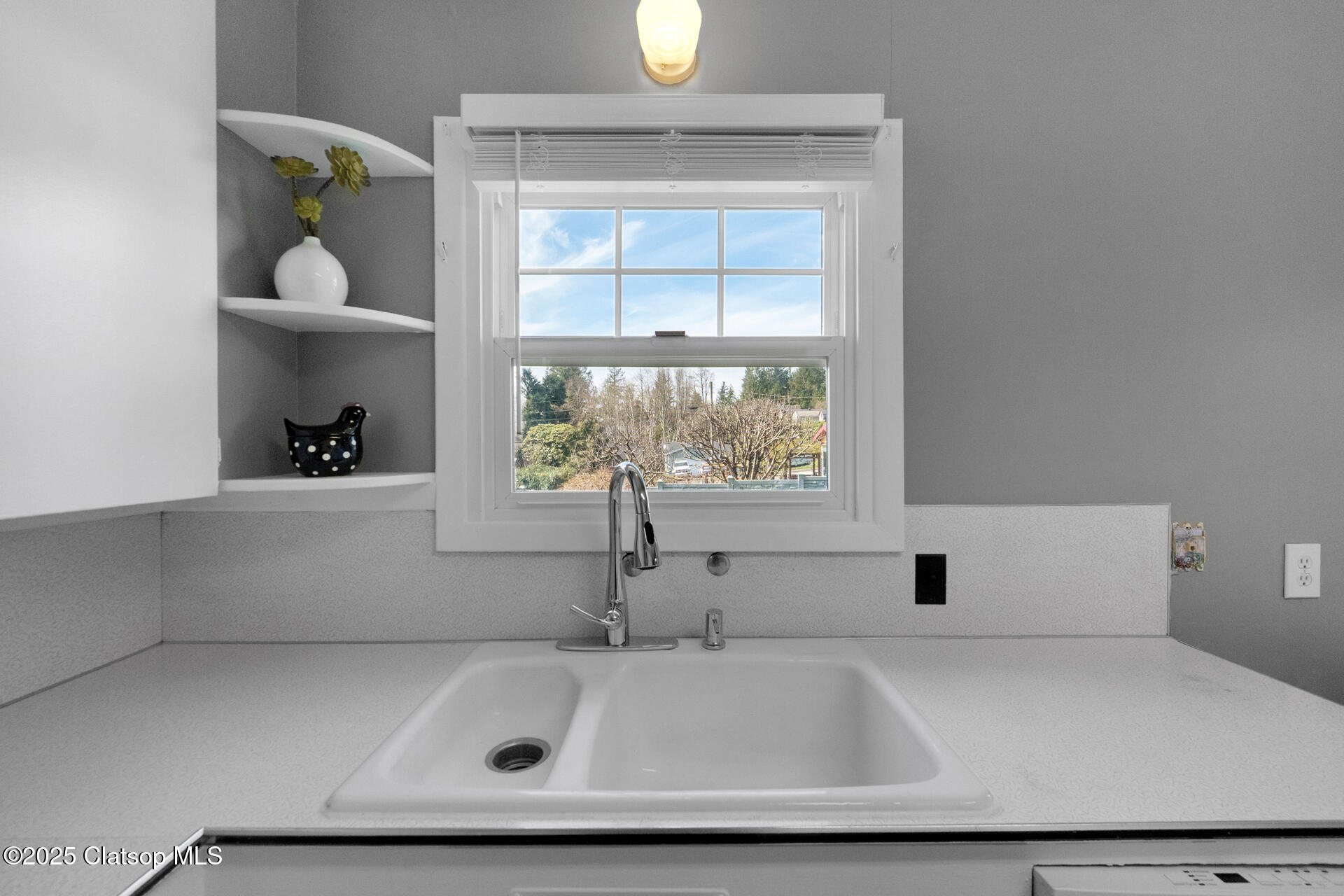 1525 5th Street Property Photo 12