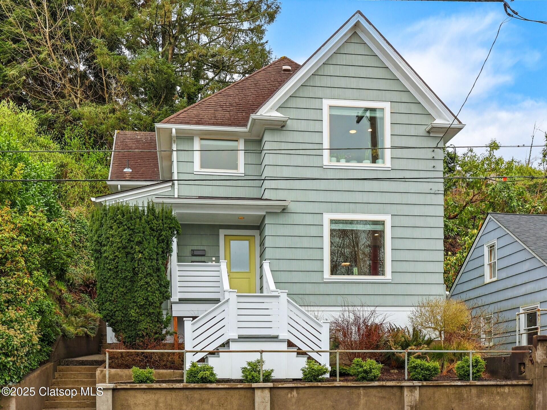 41 W Bond Street Property Photo
