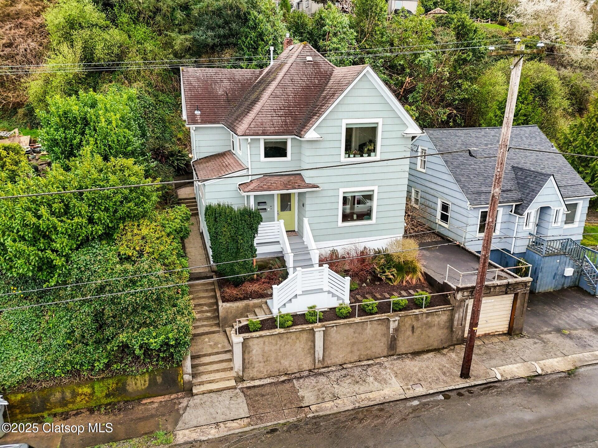 41 W Bond Street Property Photo 35