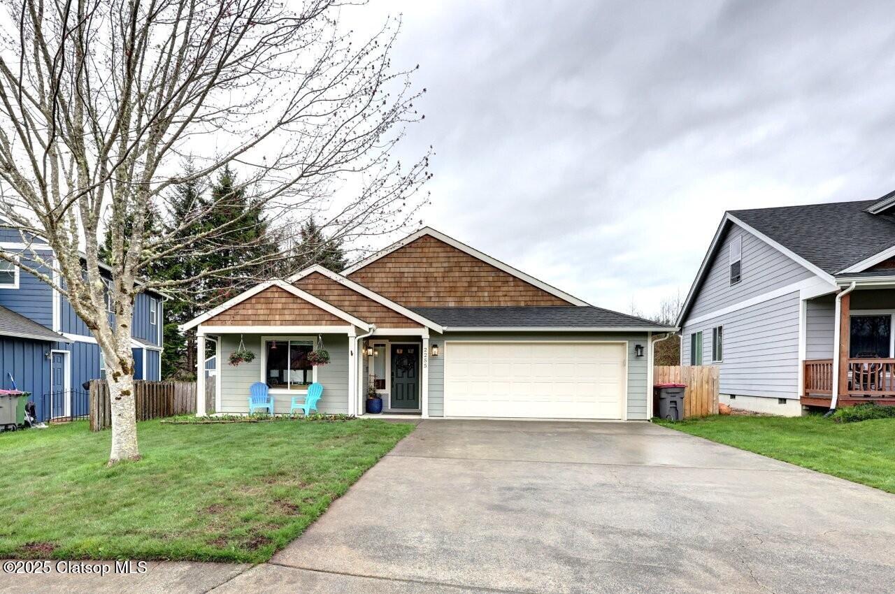 2255 Se Hebe Court Property Photo 1