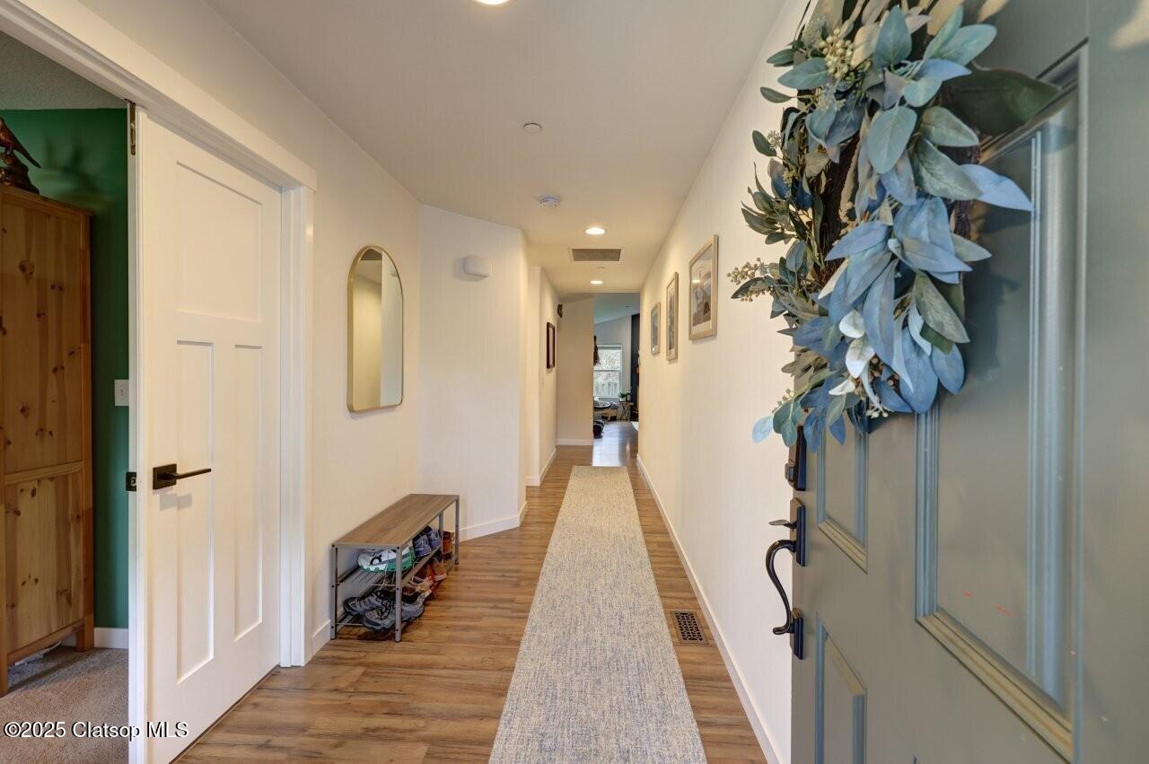 2255 Se Hebe Court Property Photo 4