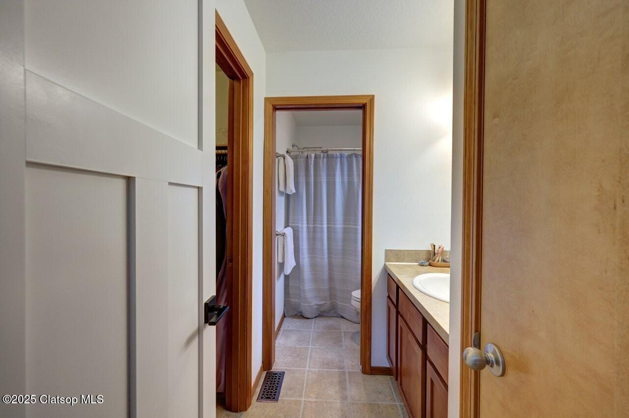 2255 Se Hebe Court Property Photo 17
