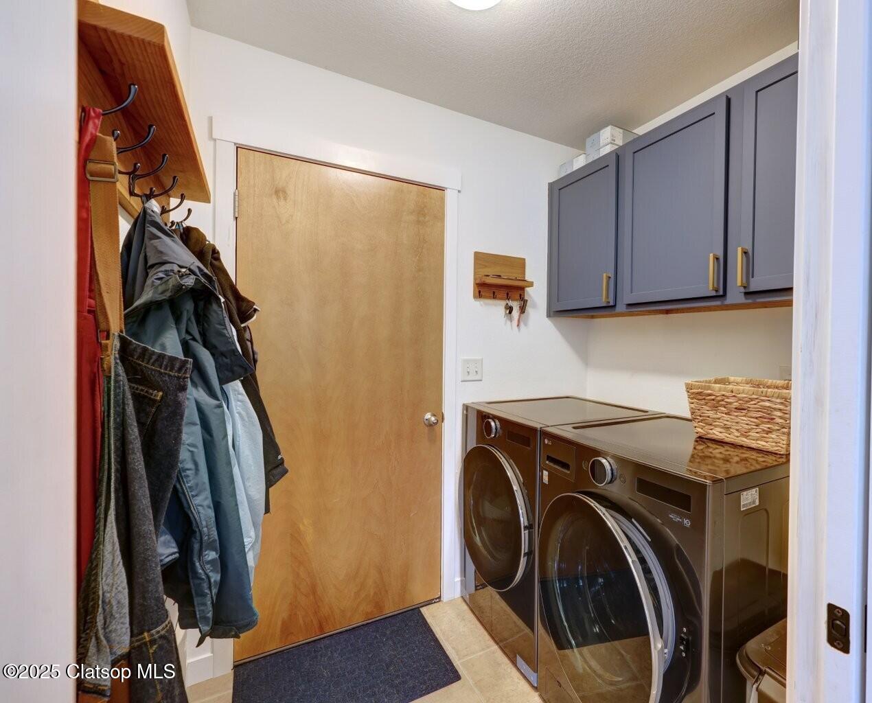 2255 Se Hebe Court Property Photo 27