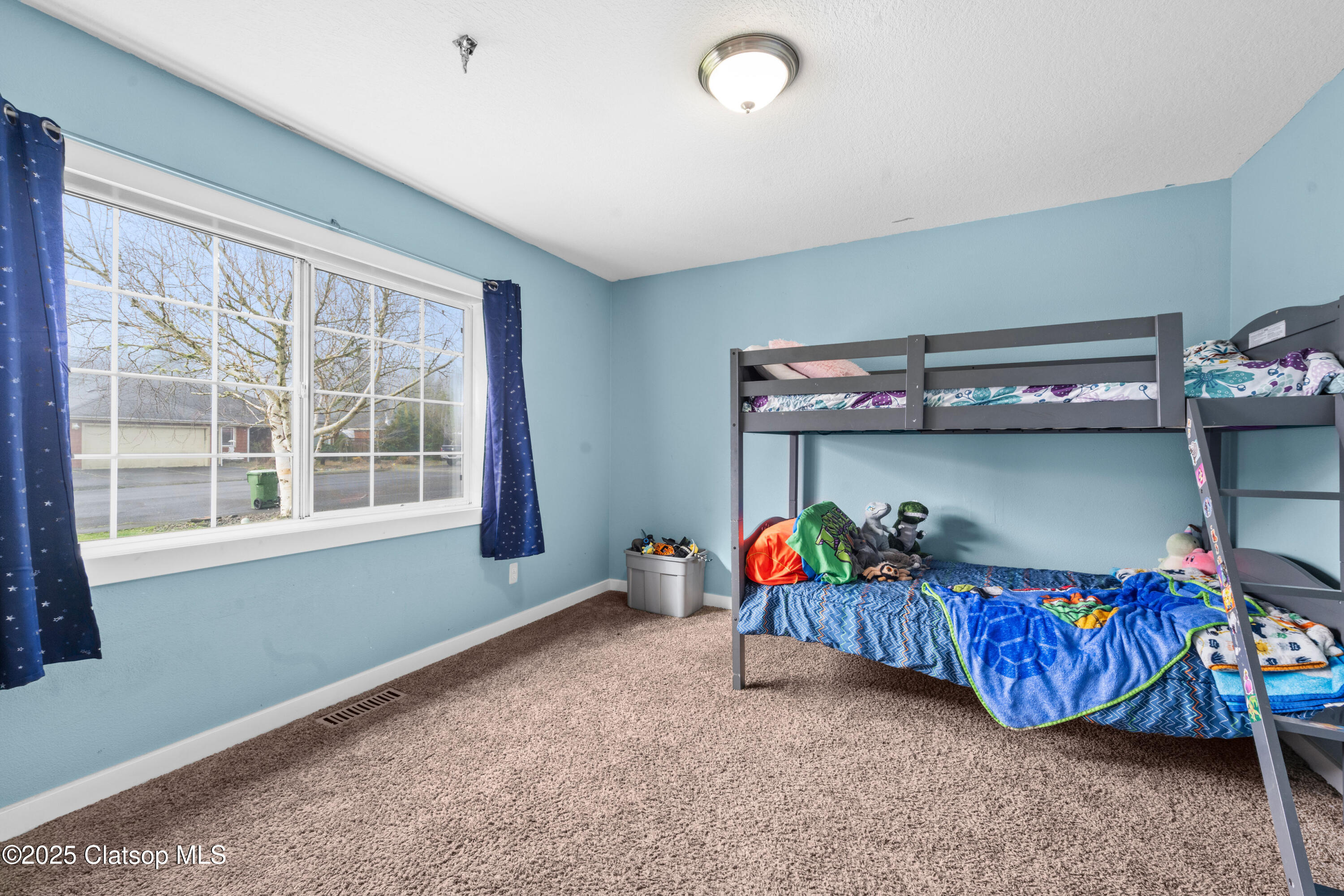 1565 8th Avenue Property Photo 8
