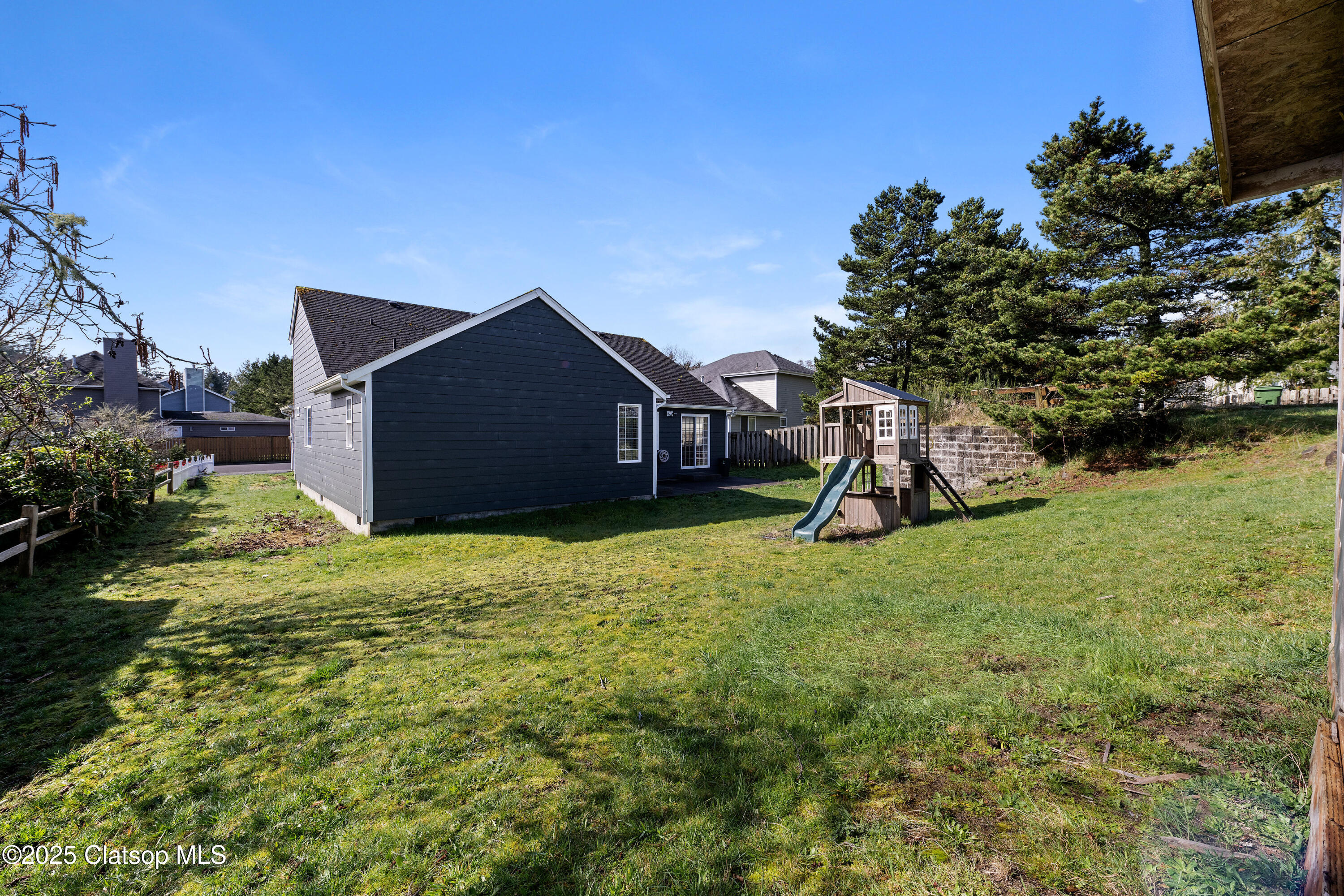1565 8th Avenue Property Photo 33