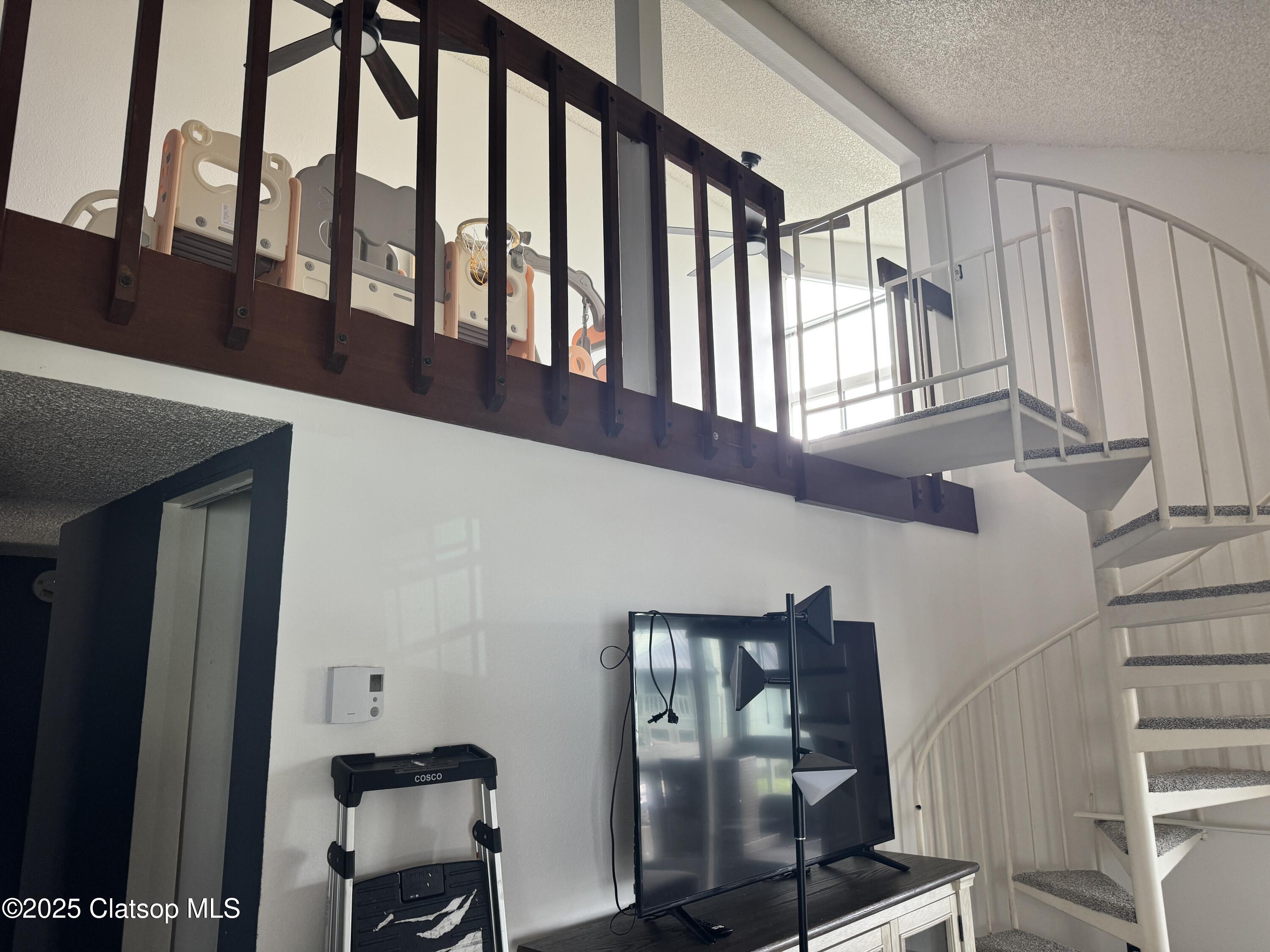 353 Ne Skipanon Property Photo 20